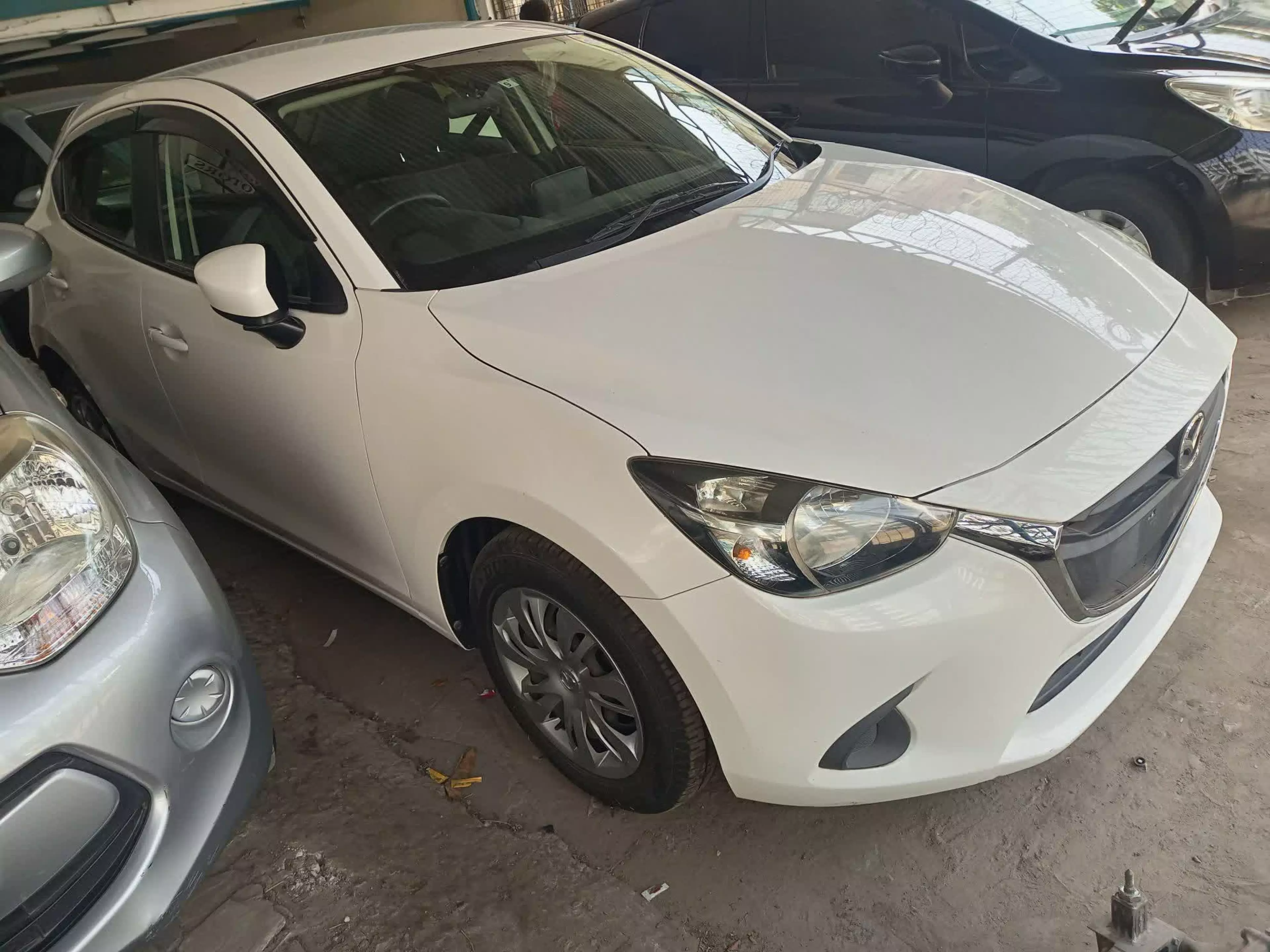 Mazda Demio - 2015
