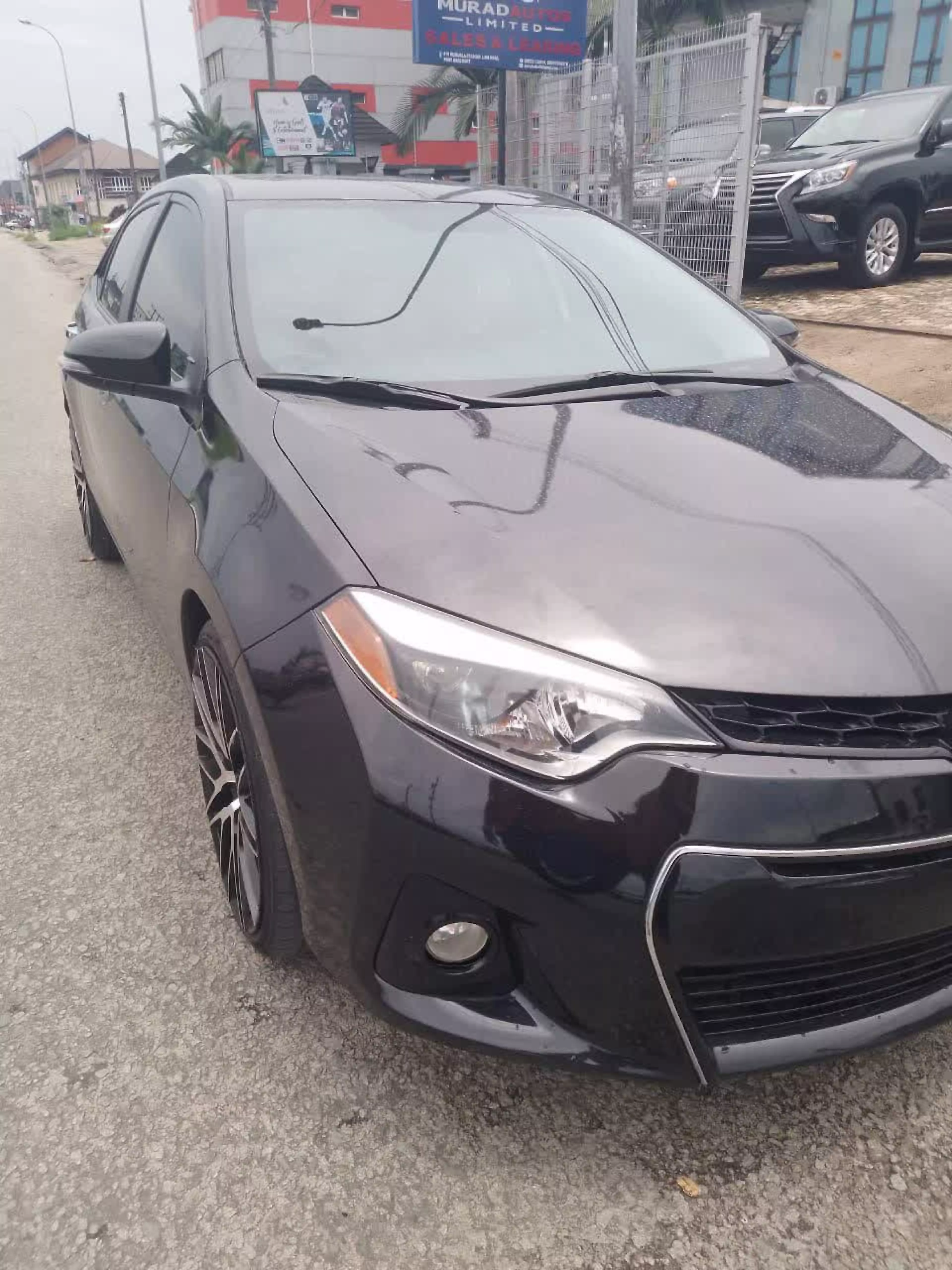 Toyota Corolla - 2015