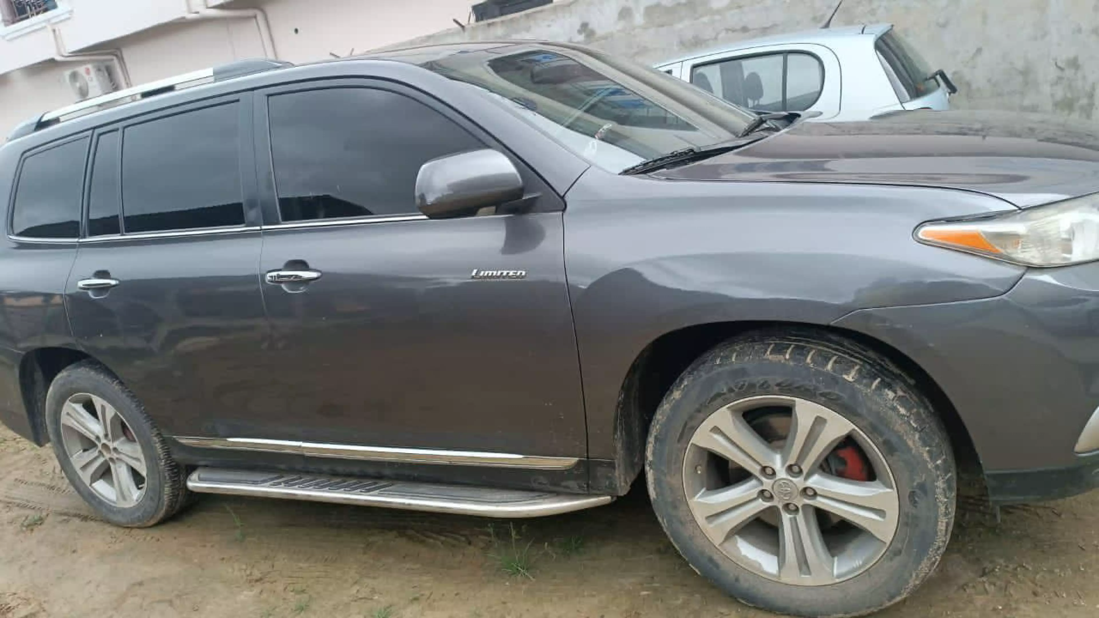Toyota Highlander - 2013