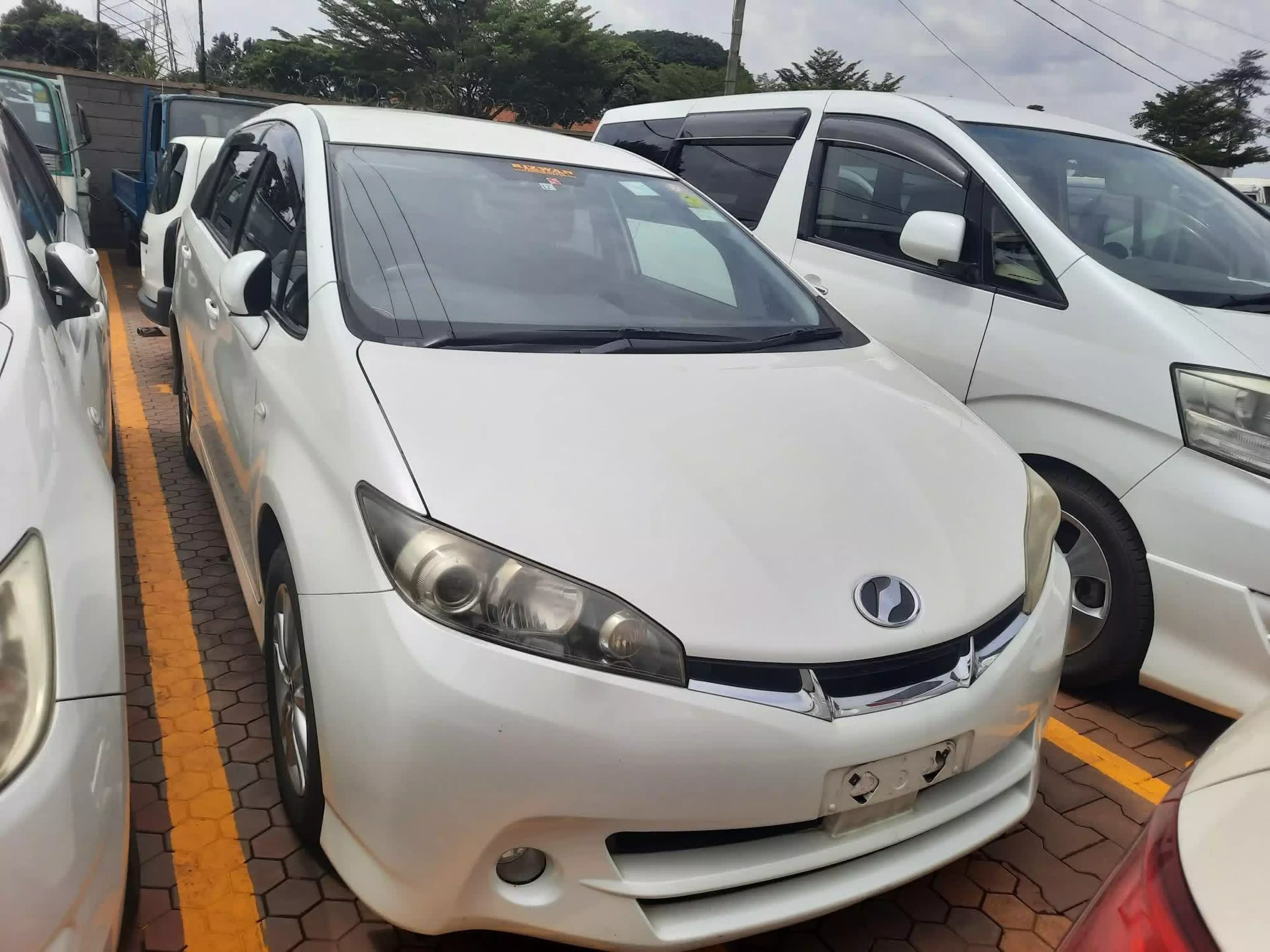 Toyota Wish - 2010