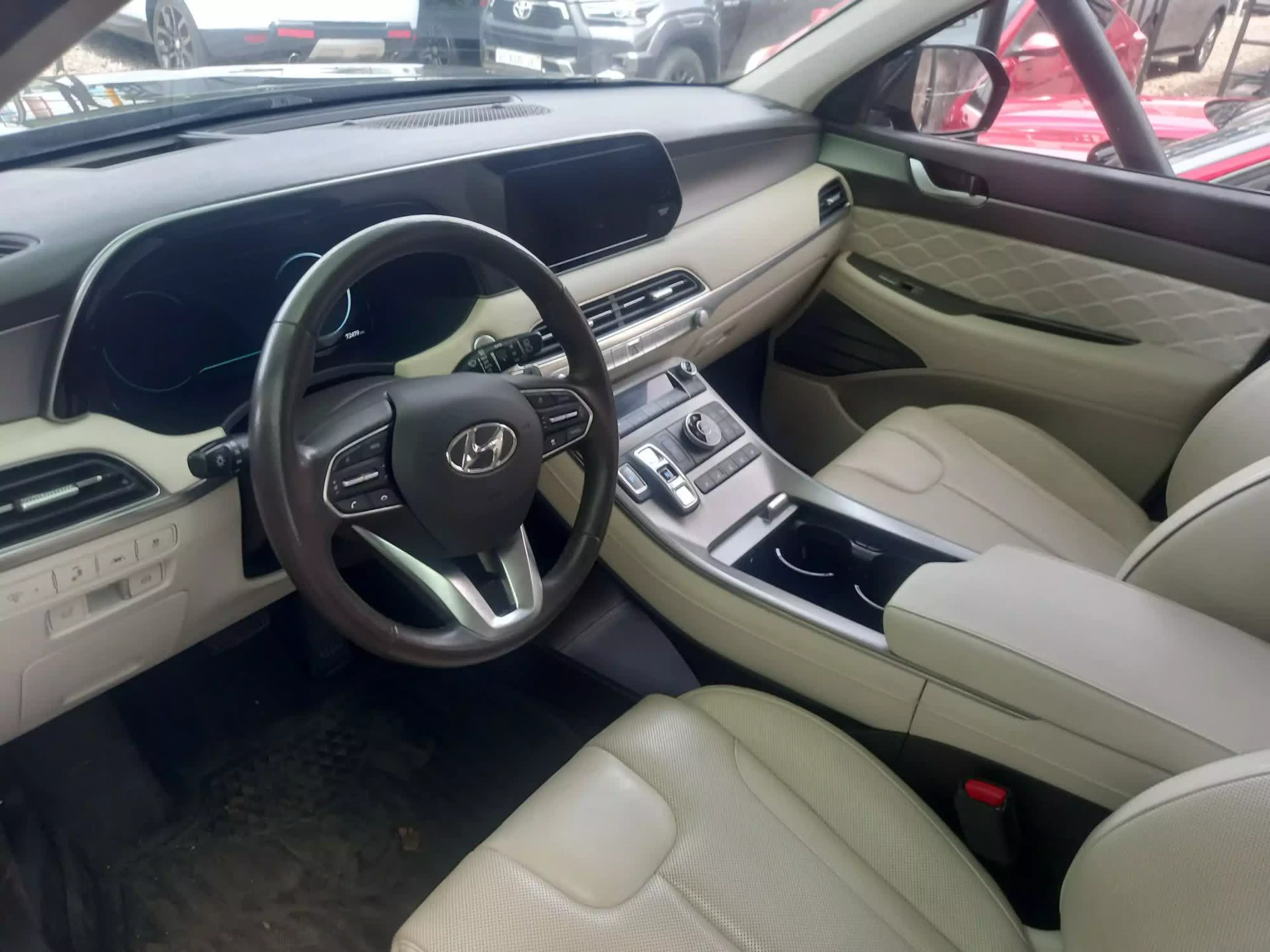 Hyundai Palisade   - 2020