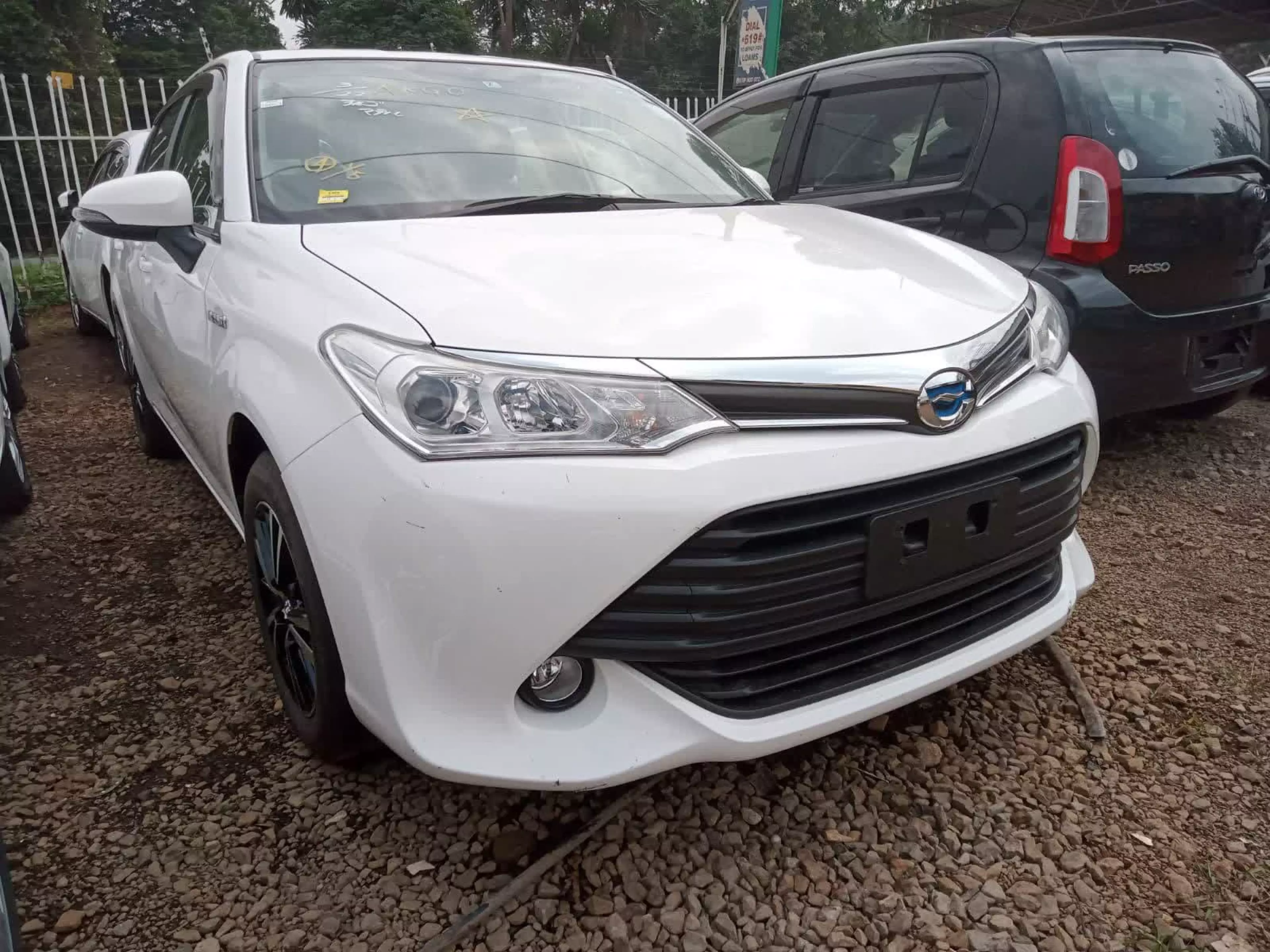 Toyota Axio hybrid  - 2015