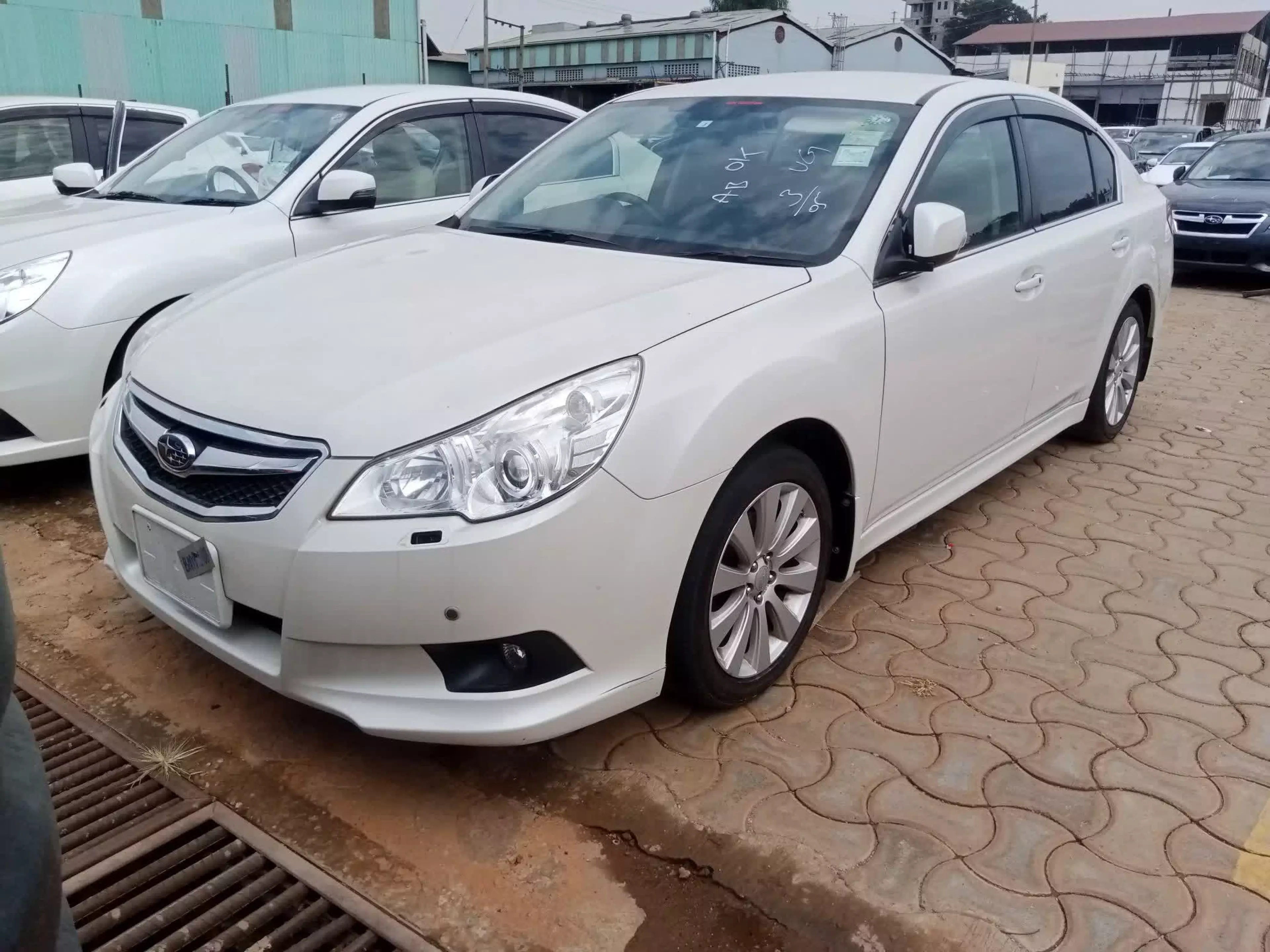 Subaru Legacy - 2012