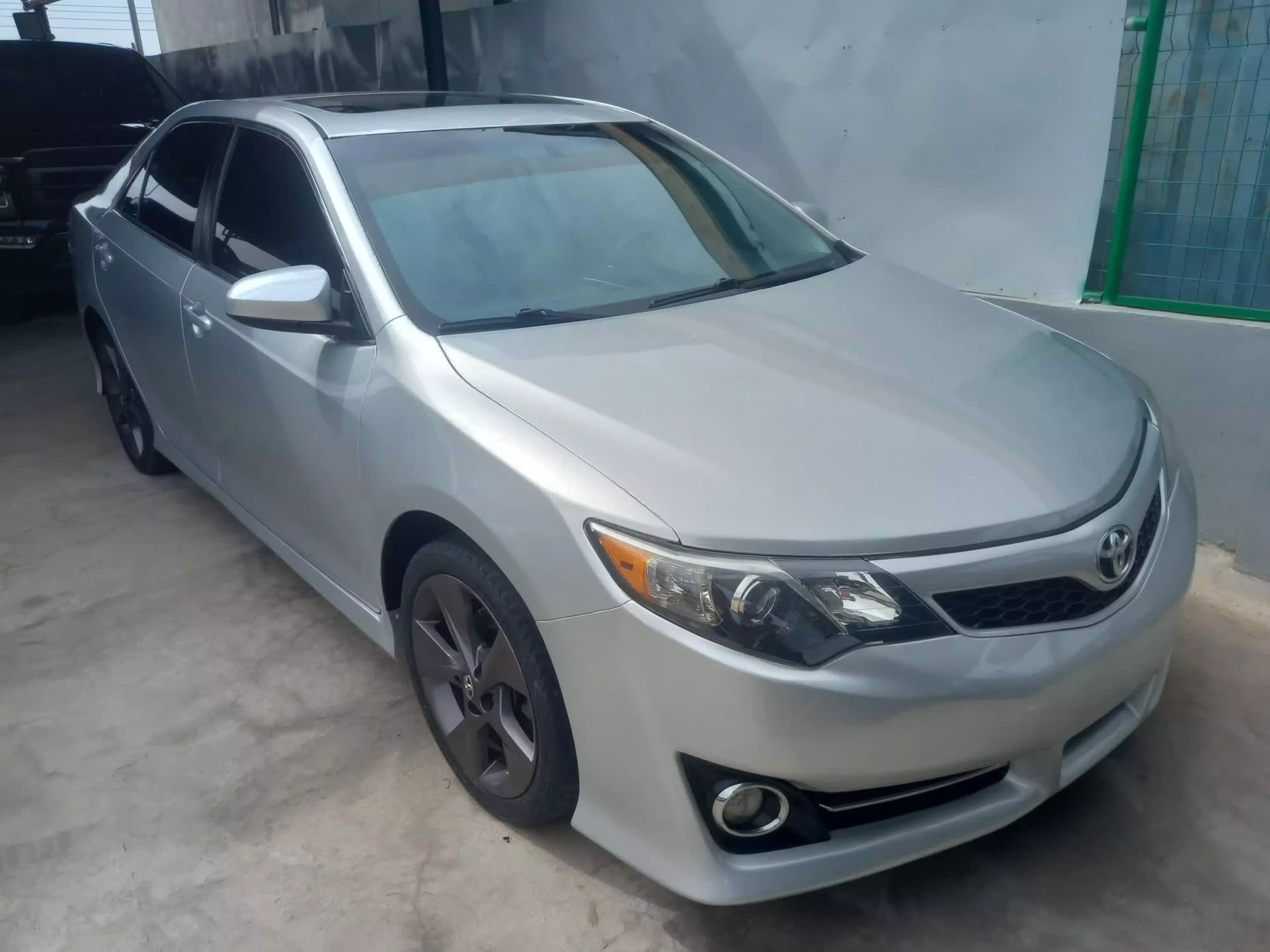 Toyota Camry - 2014