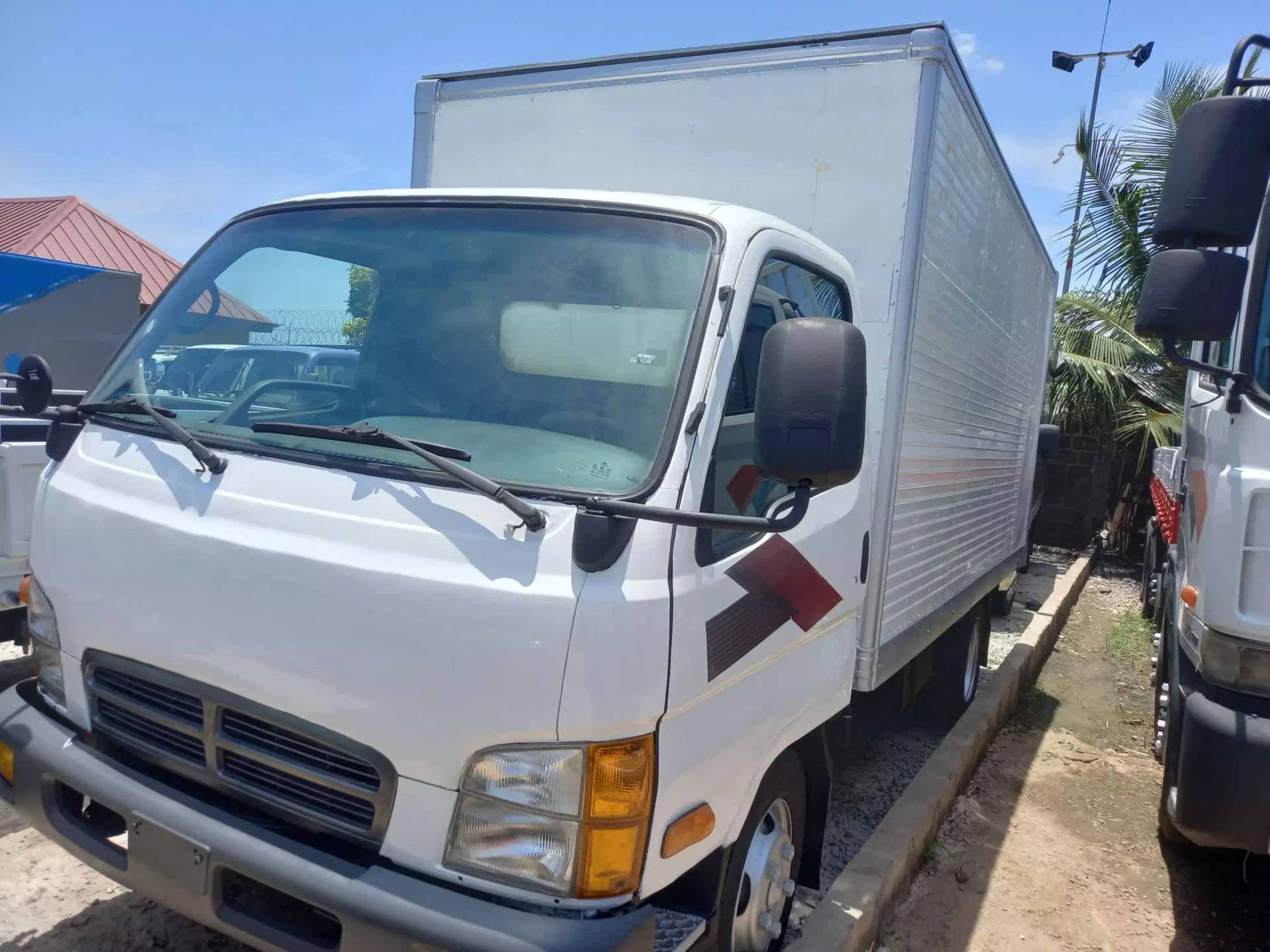 Hyundai Mighty - 2004