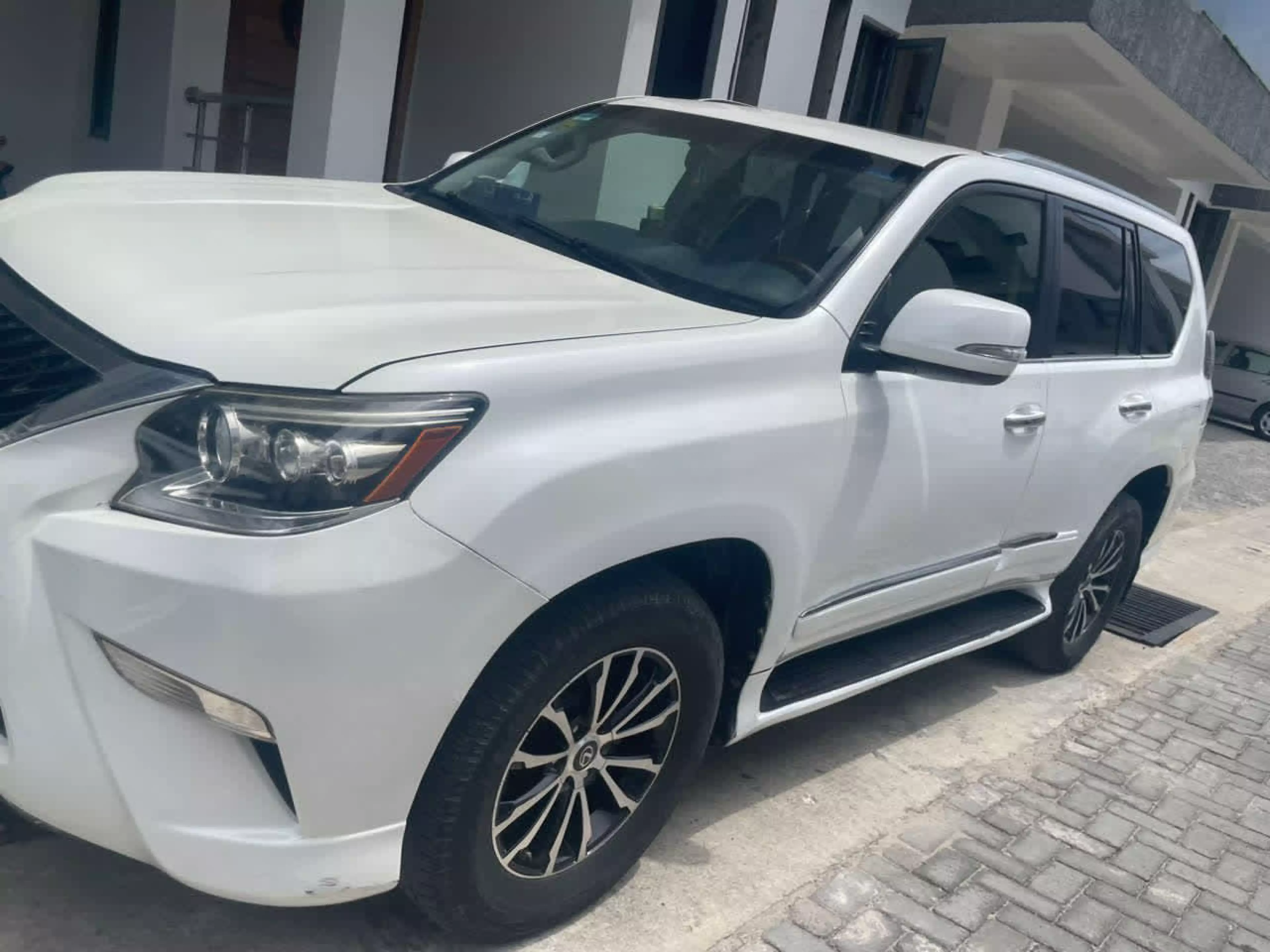 Lexus GX 460   - 2014