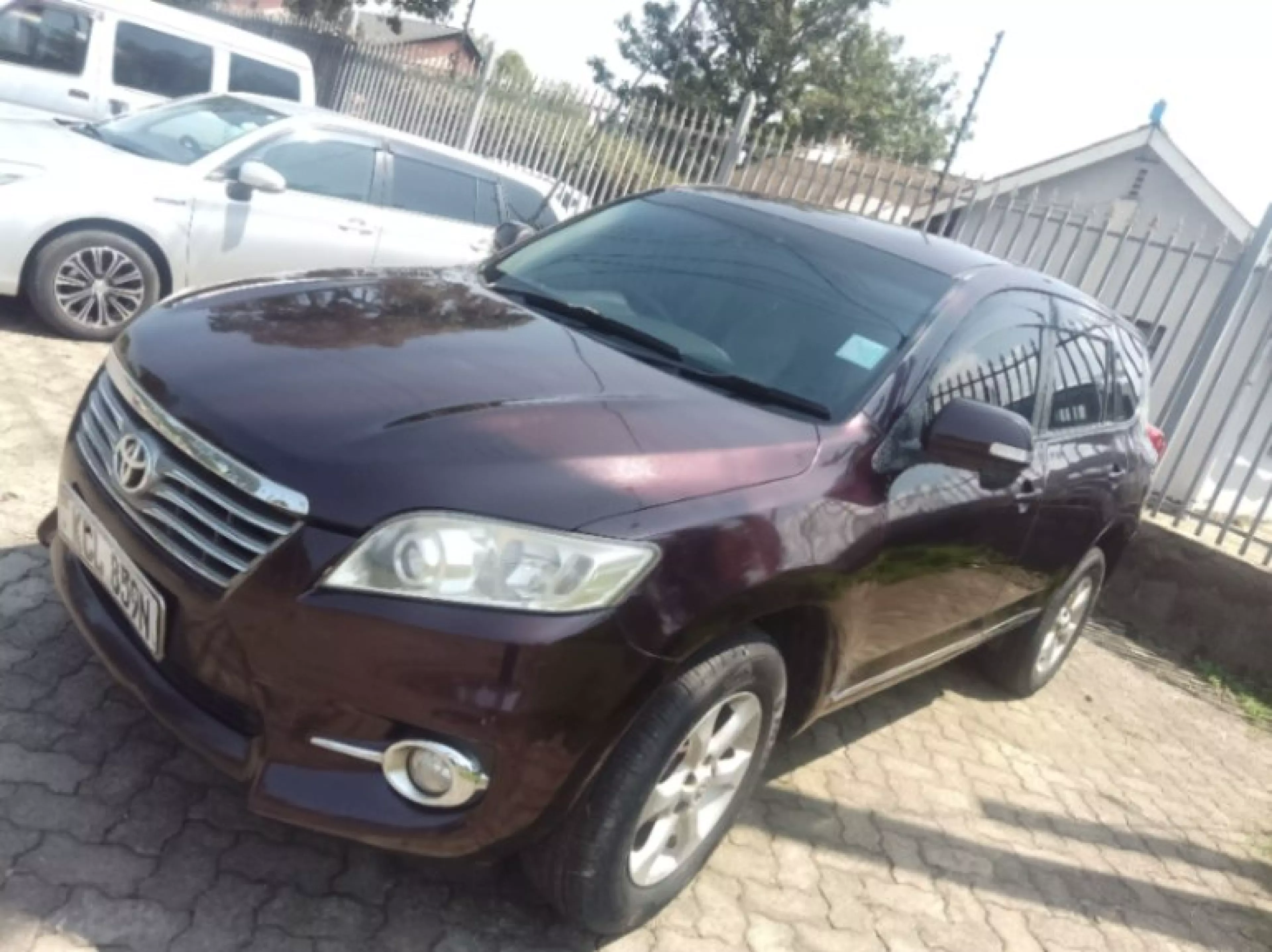 Toyota Vanguard  - 2010