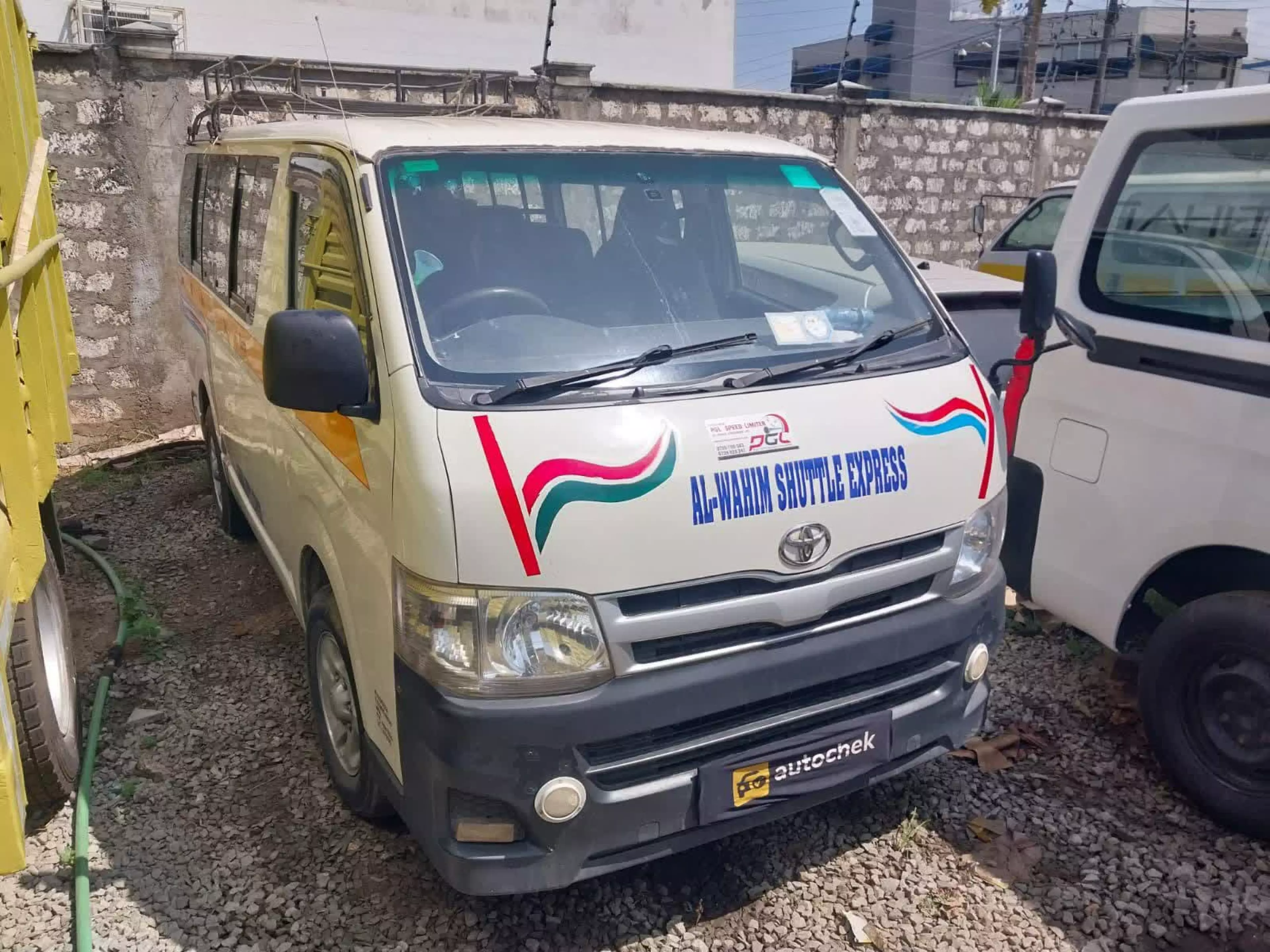 Toyota Hiace - 2013