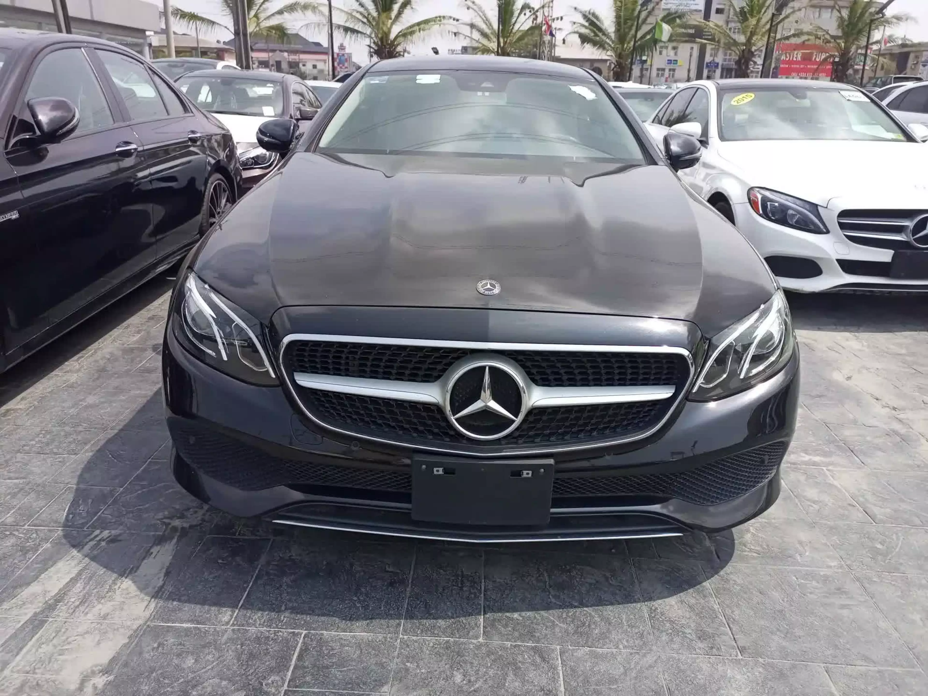Mercedes-Benz E 300 - 2020