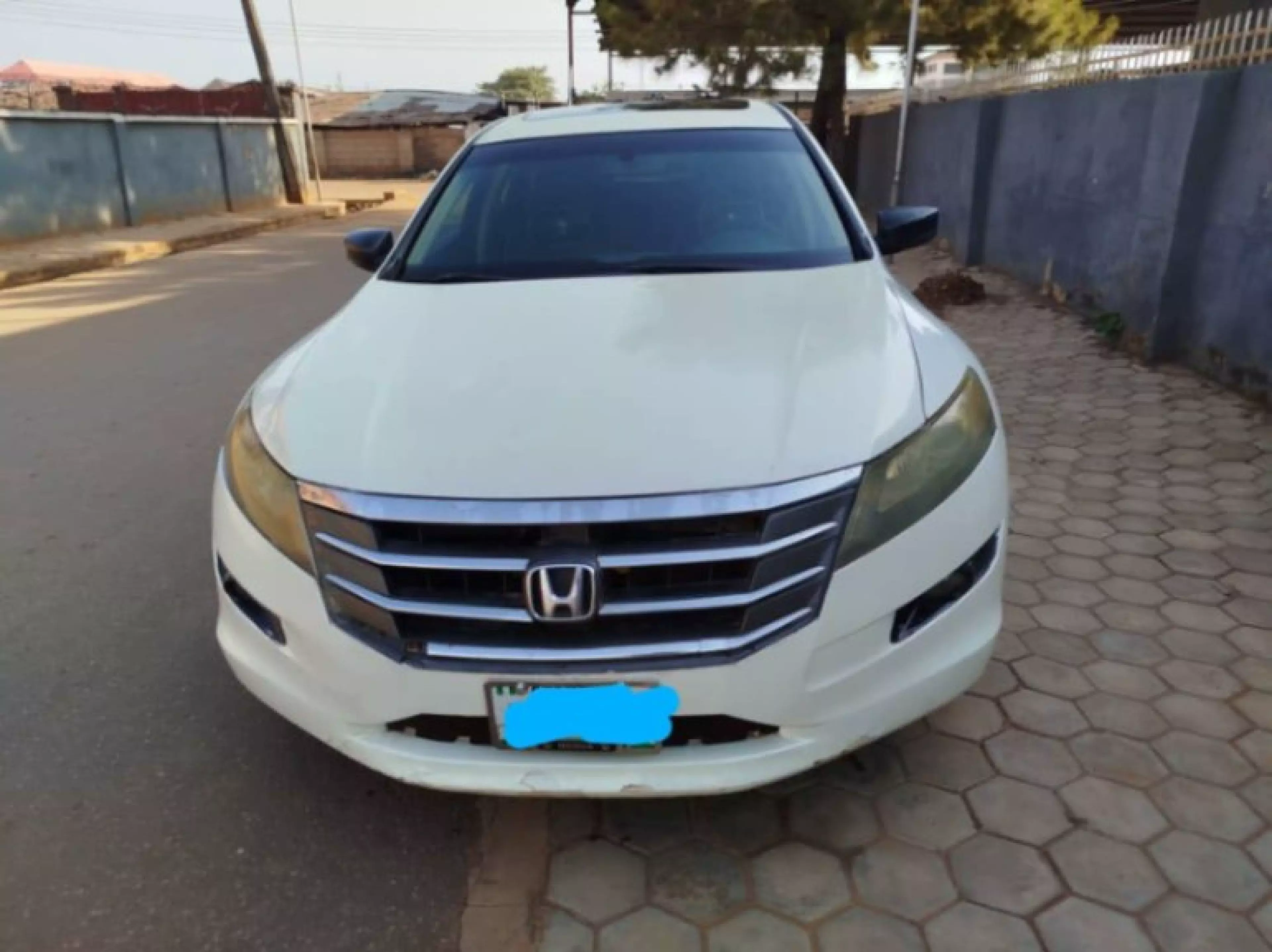 Honda Accord Crosstour - 2010