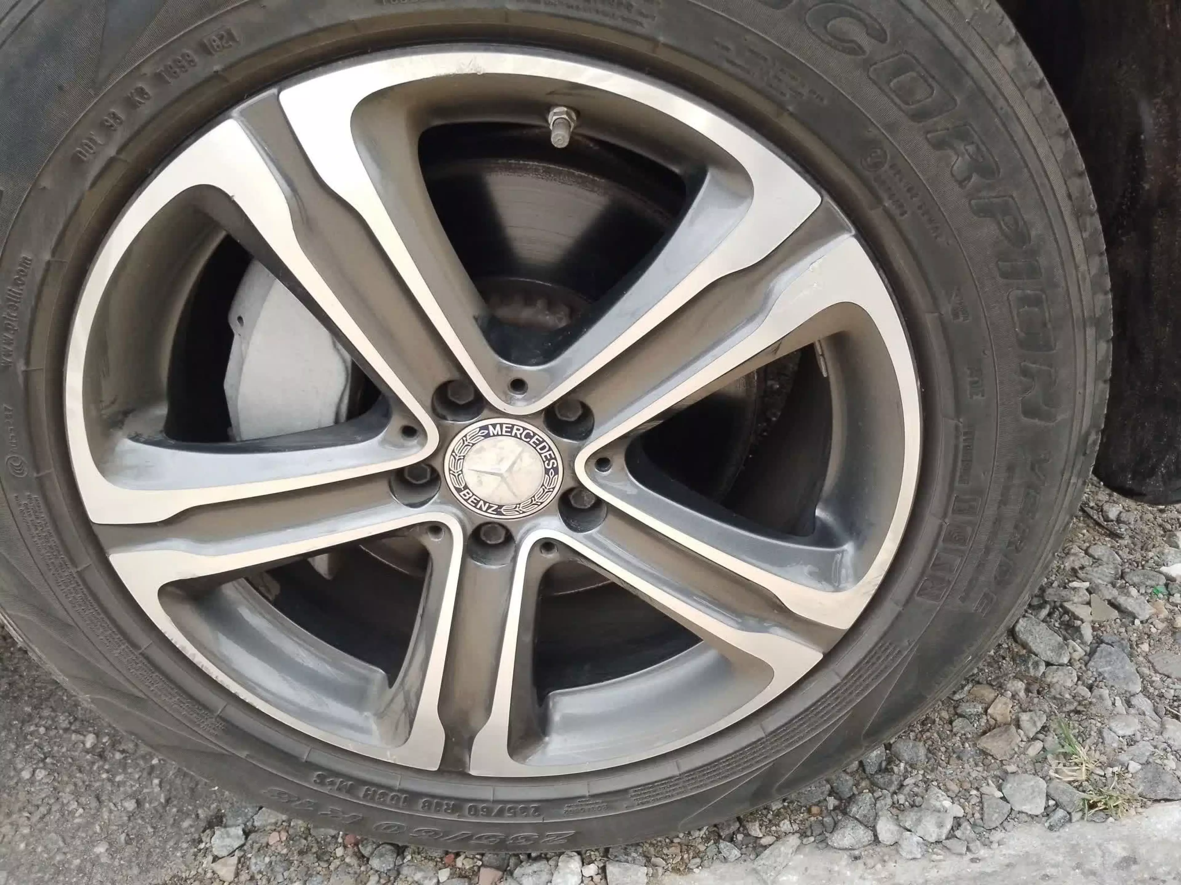 Mercedes-Benz GLC 300   - 2016