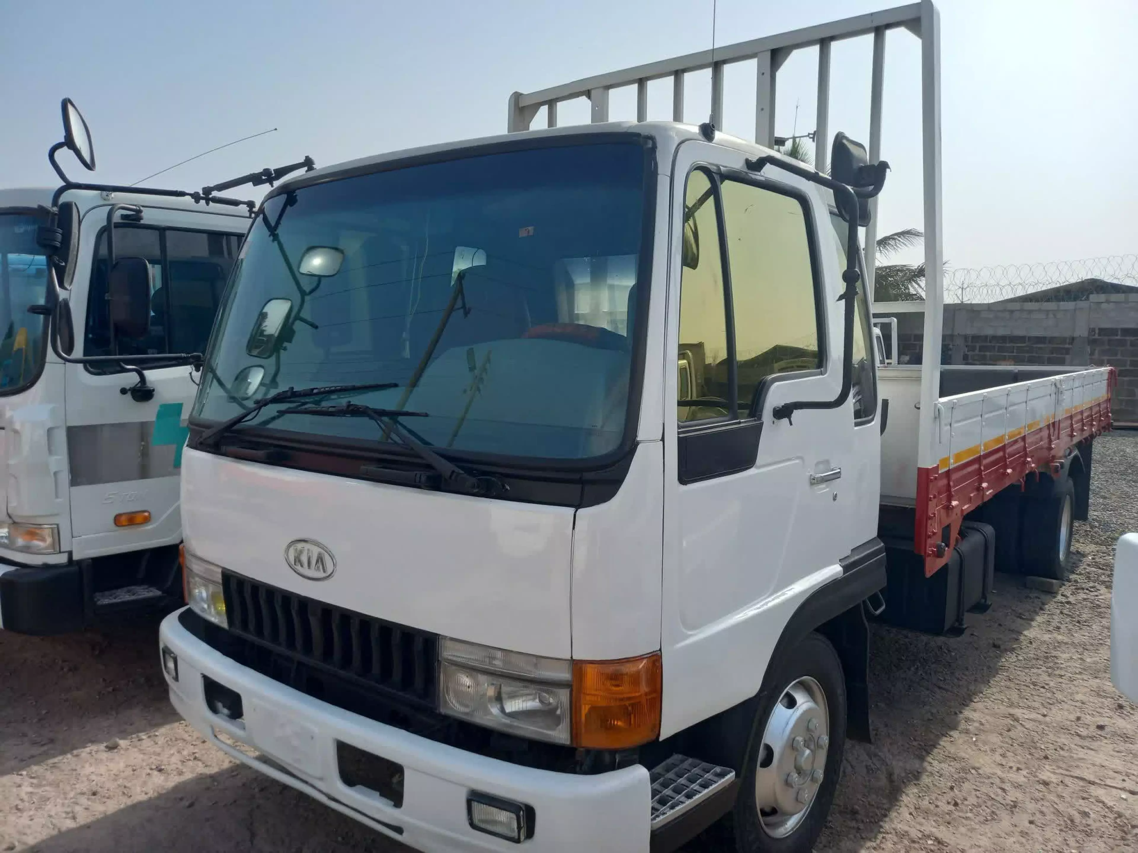 KIA Rhino - 2003