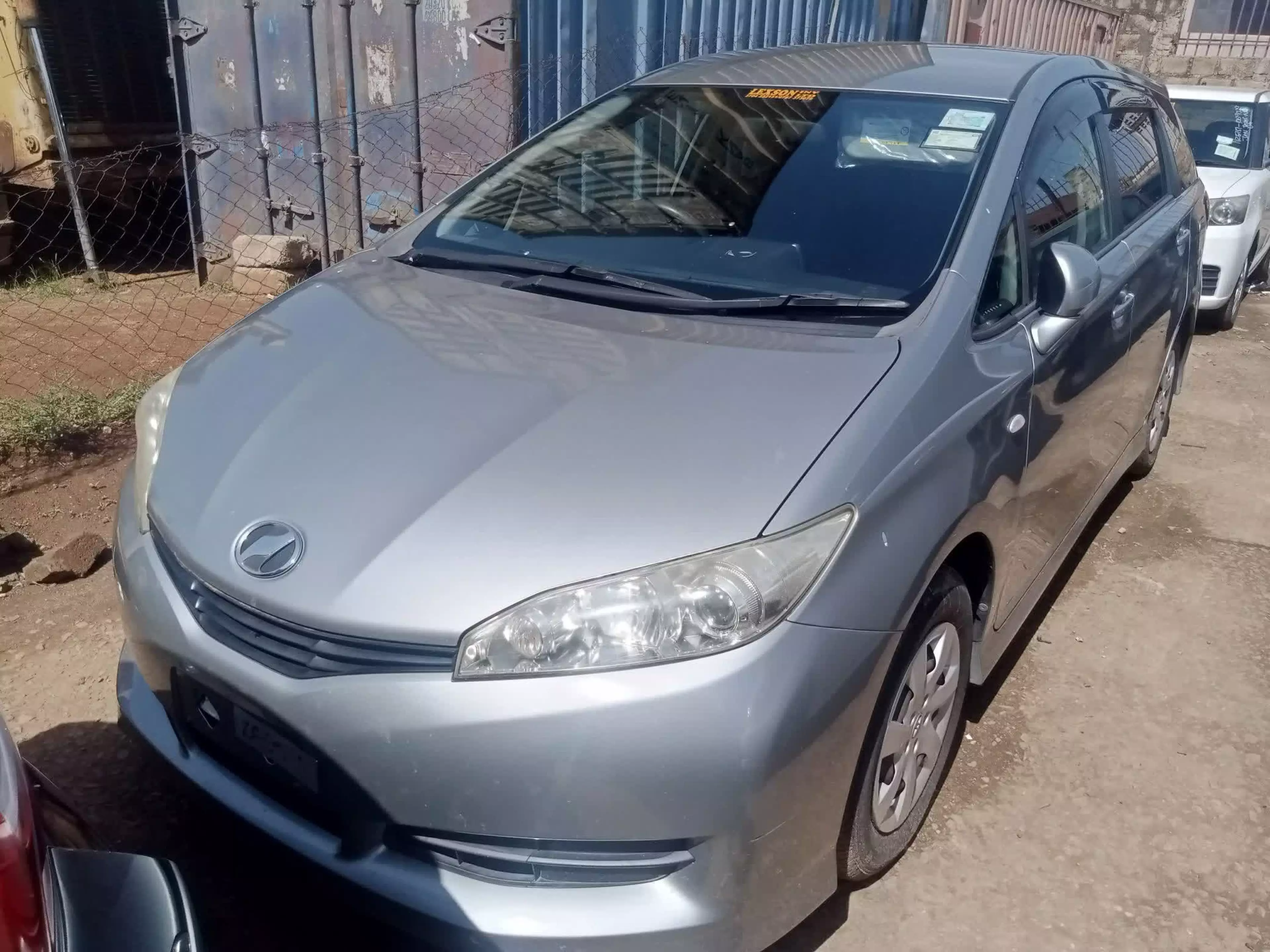 Toyota Wish - 2010