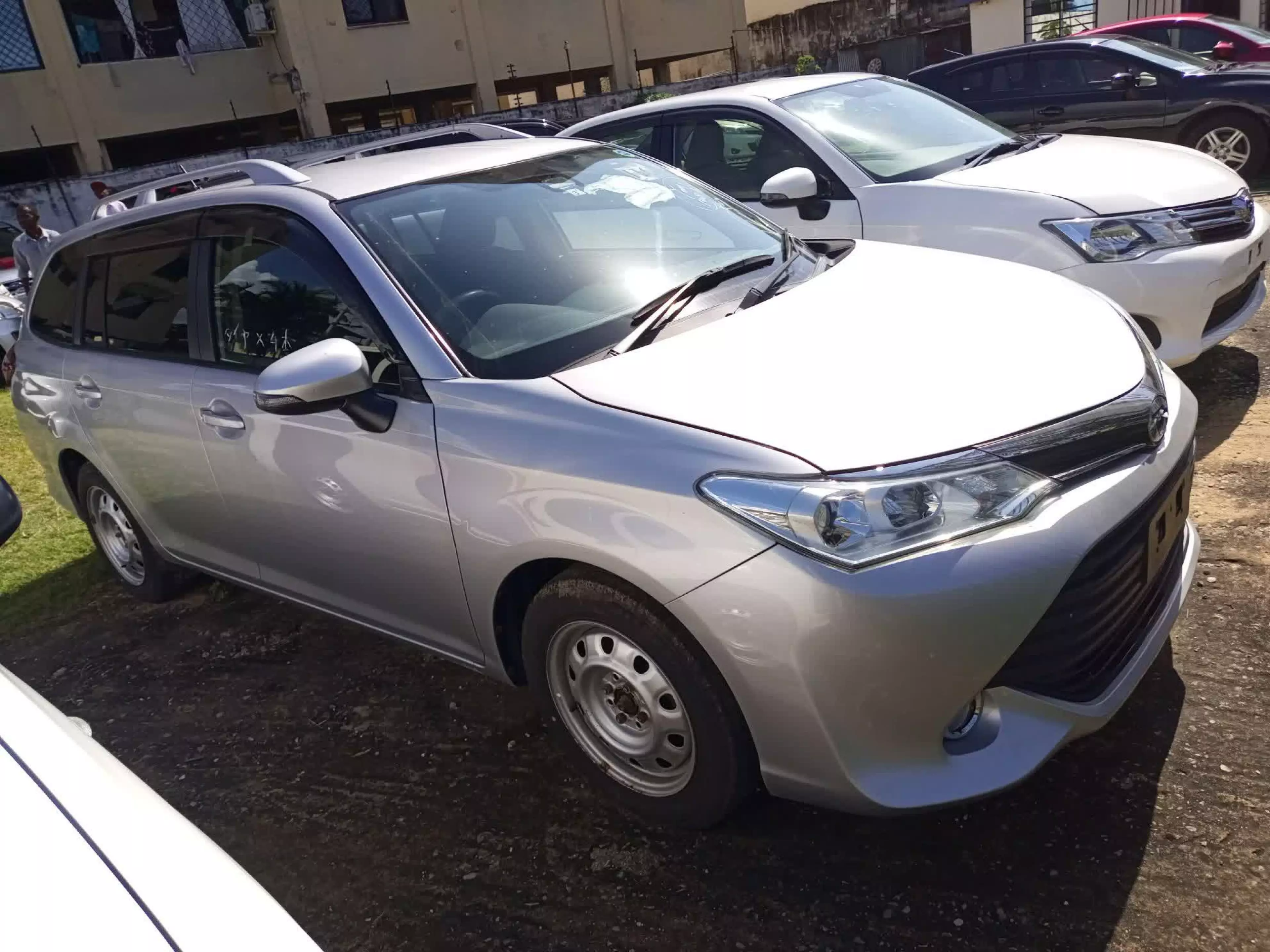 Toyota Fielder  - 2017