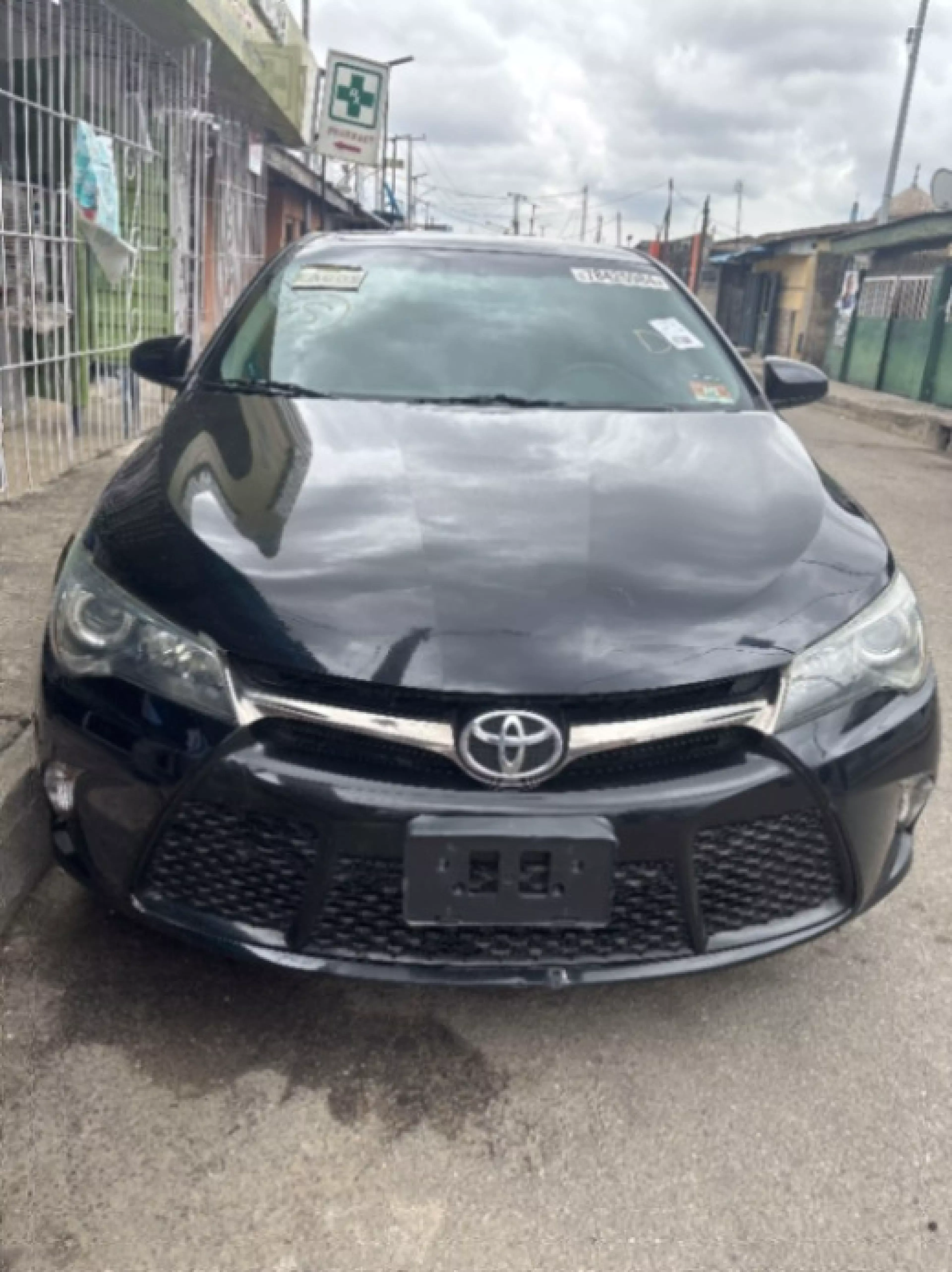 Toyota Camry - 2016