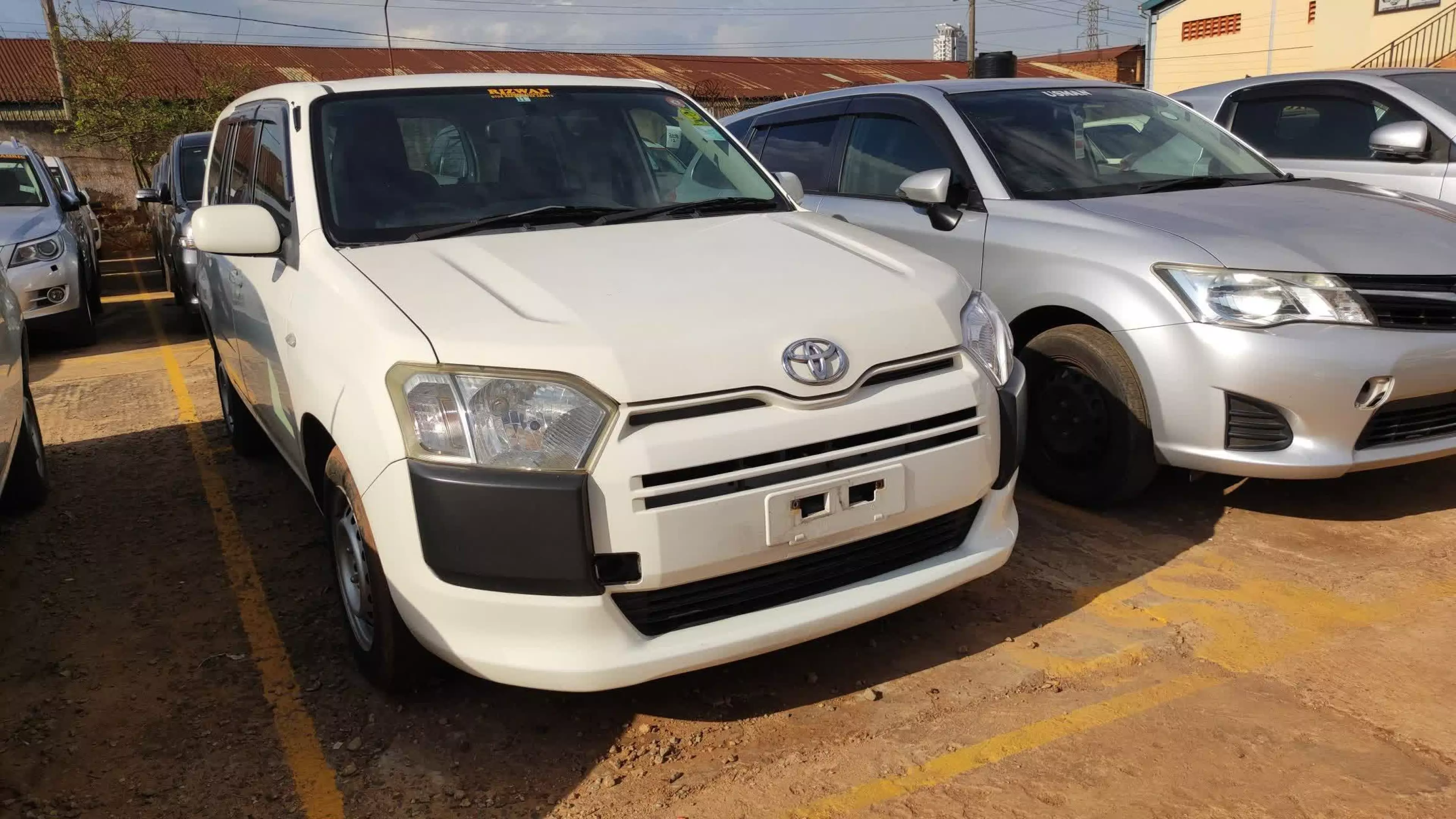 Toyota Succeed  - 2014