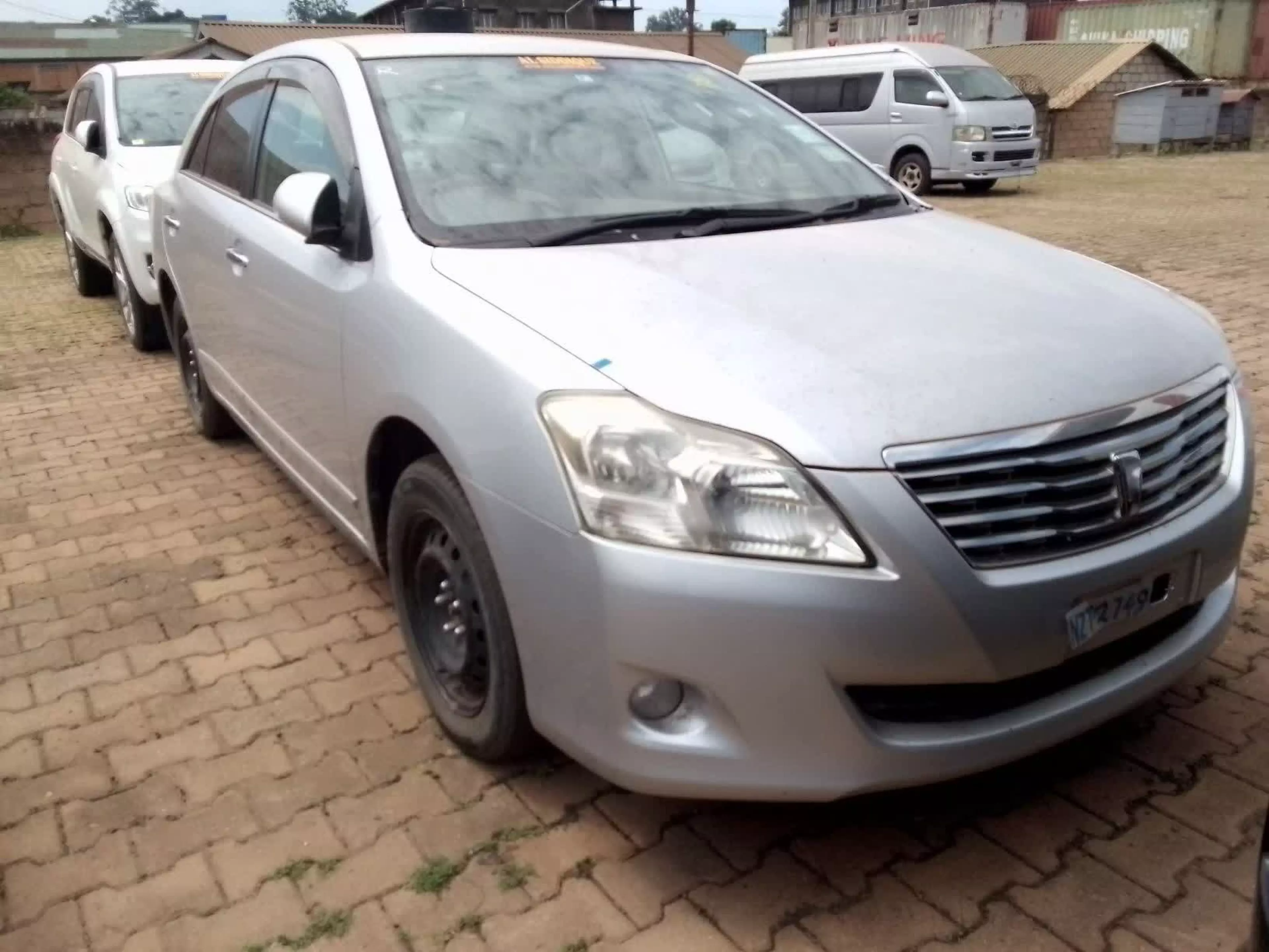 Toyota Premio  - 2010