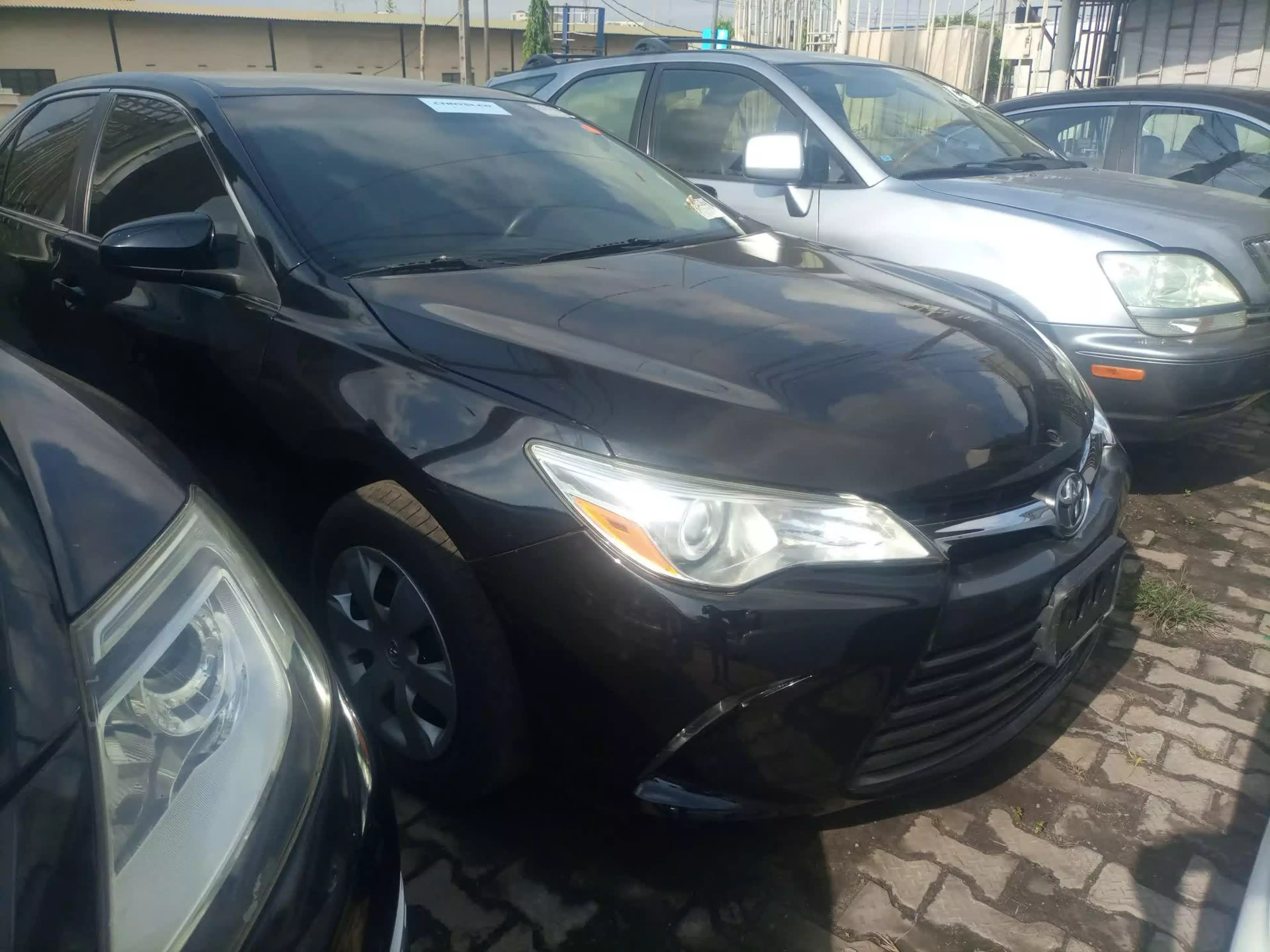 Toyota Camry - 2016