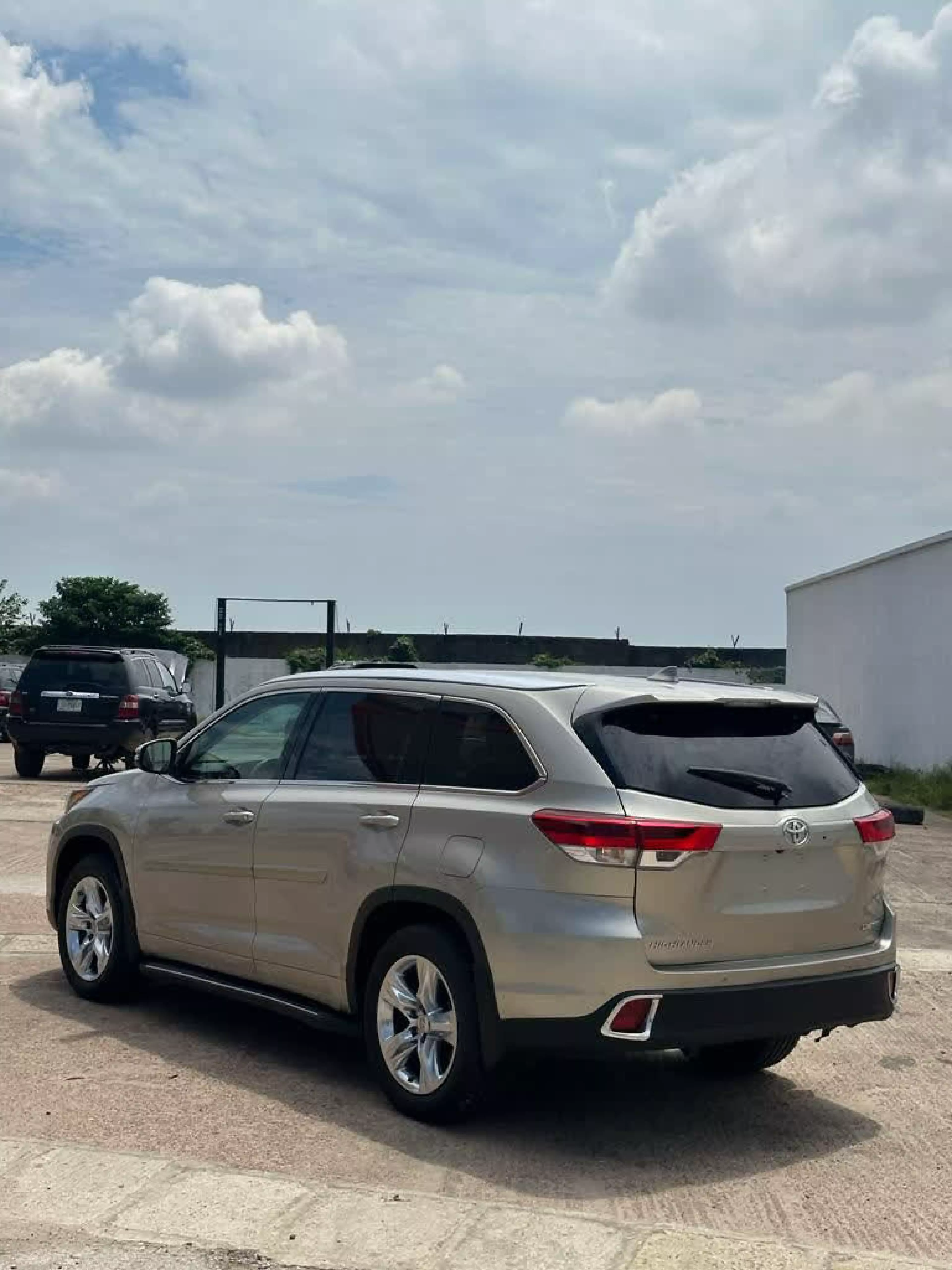 Toyota Highlander - 2015