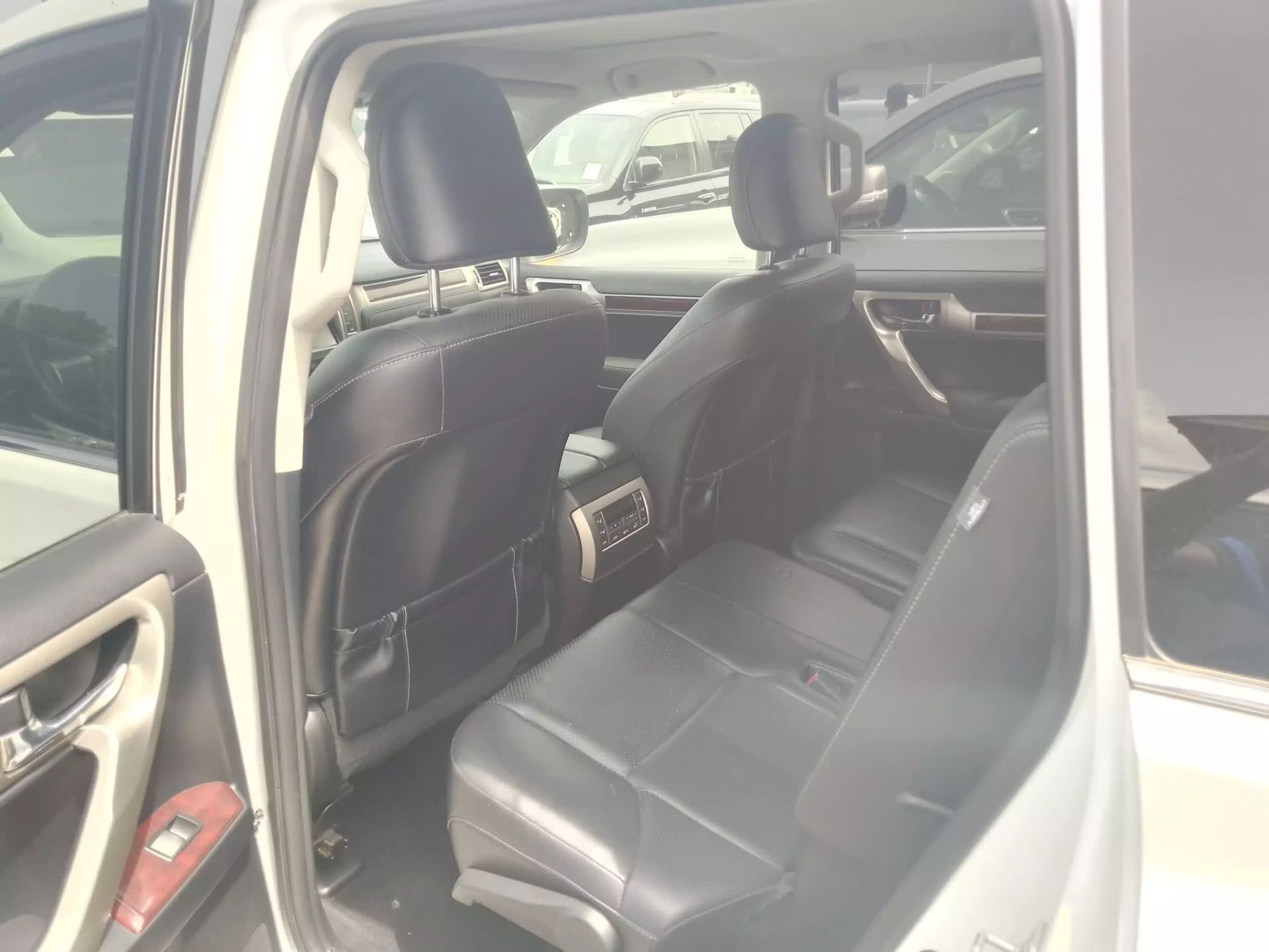 Lexus GX 460   - 2012