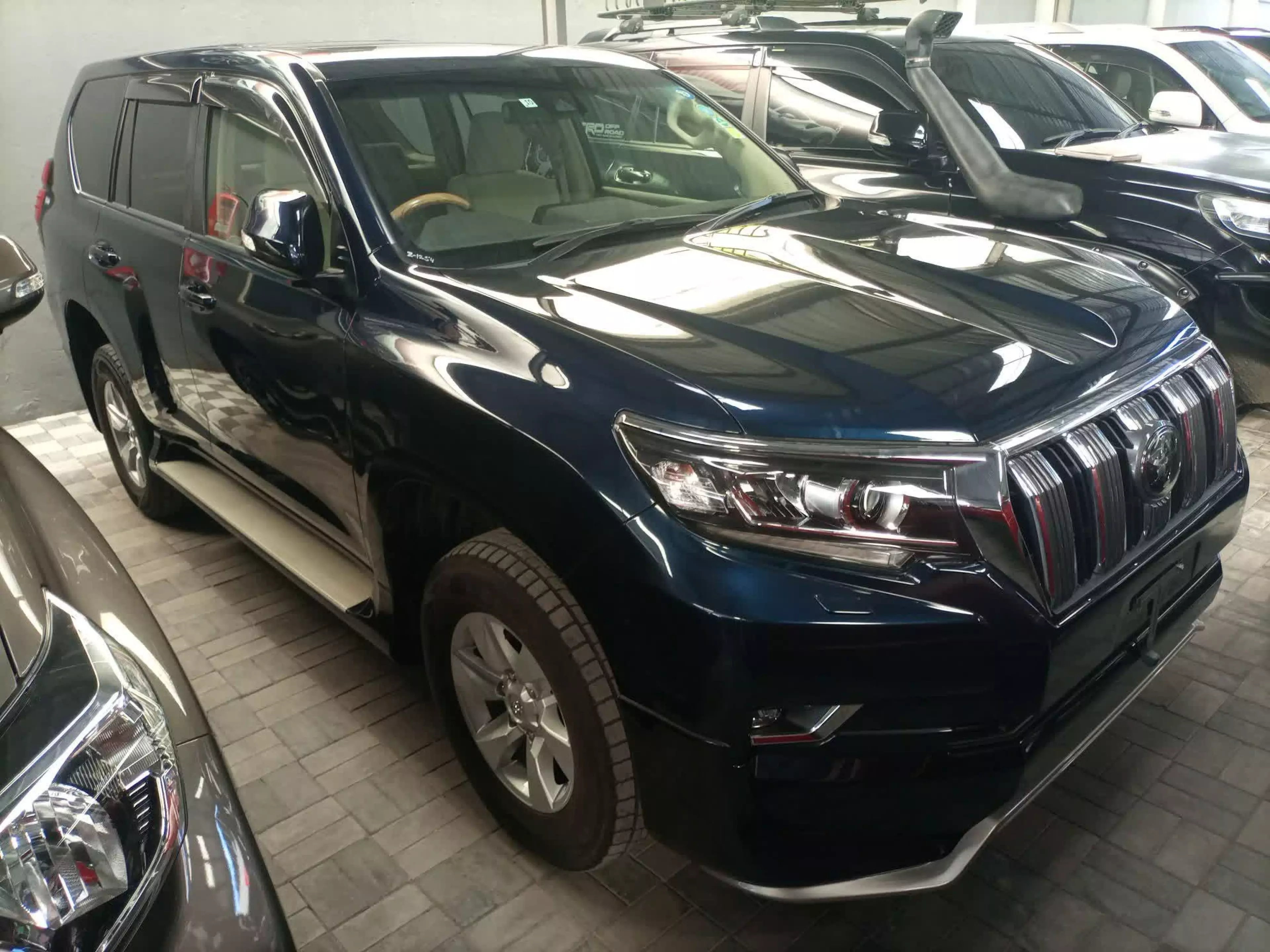 Toyota Landcruiser prado TX - 2017