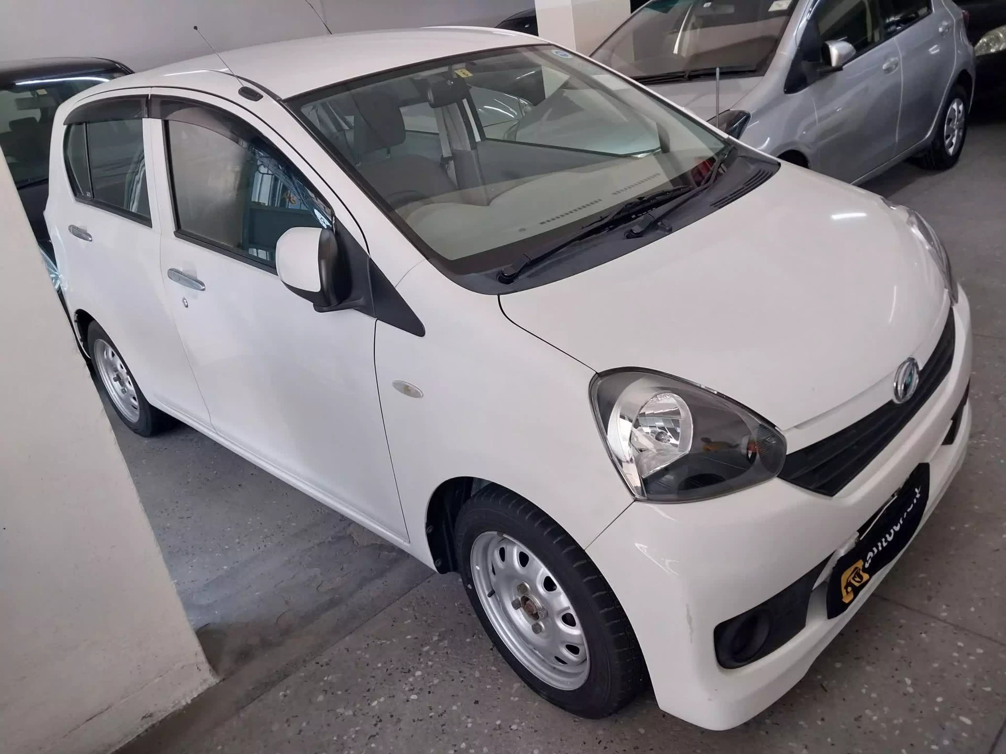 Daihatsu Mira  - 2016