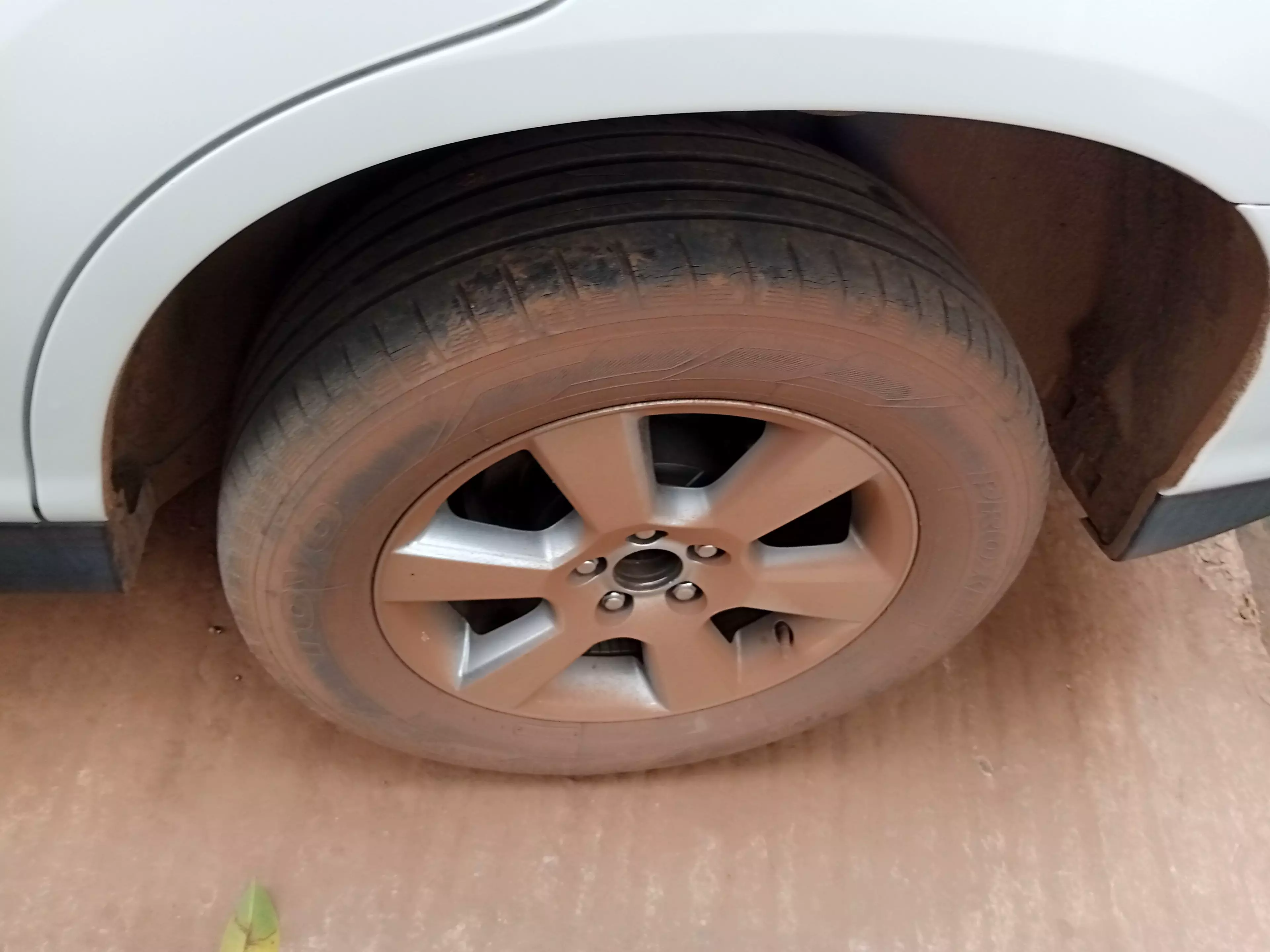 Toyota Harrier   - 2011