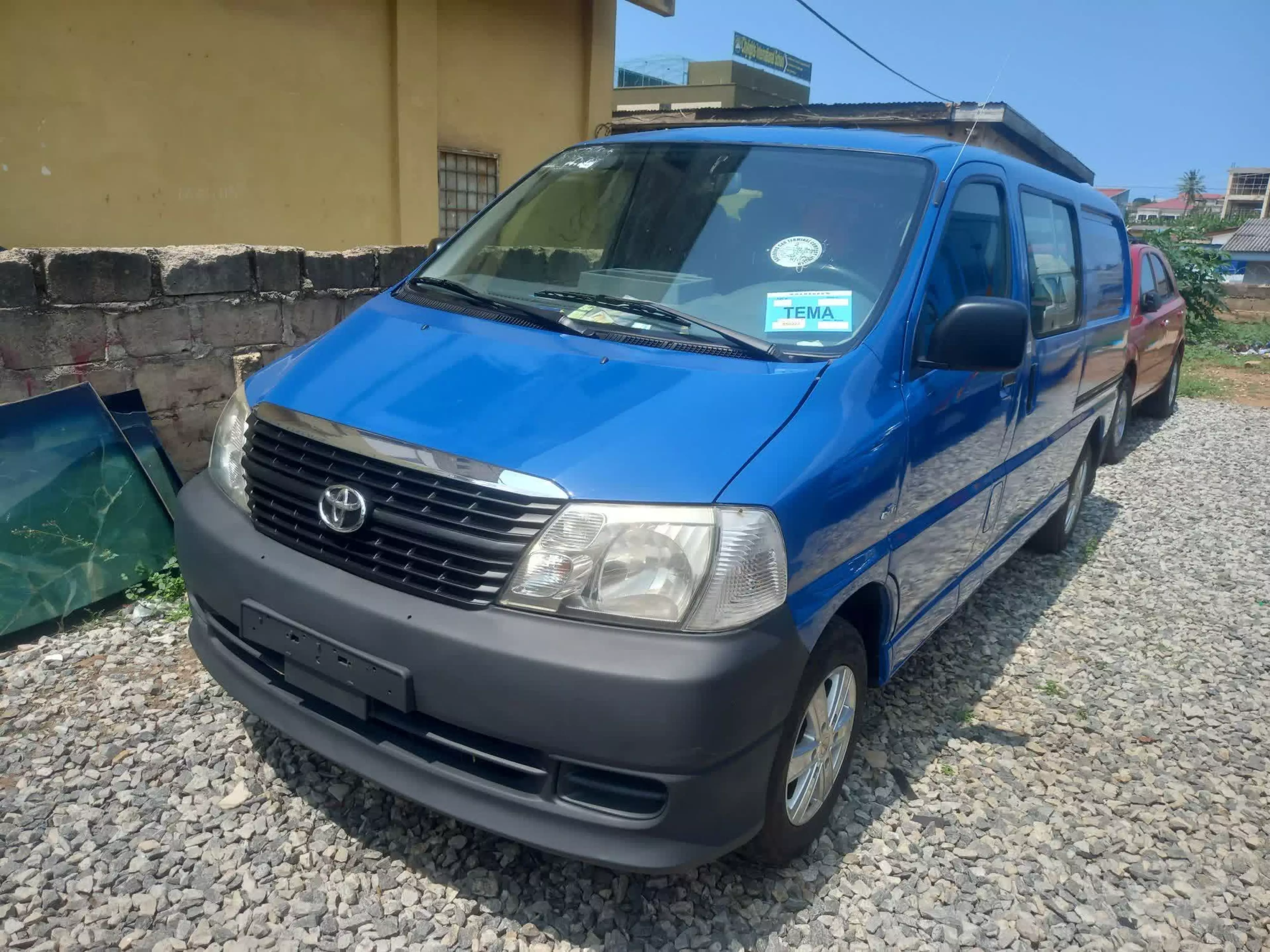 Toyota Hiace - 2010