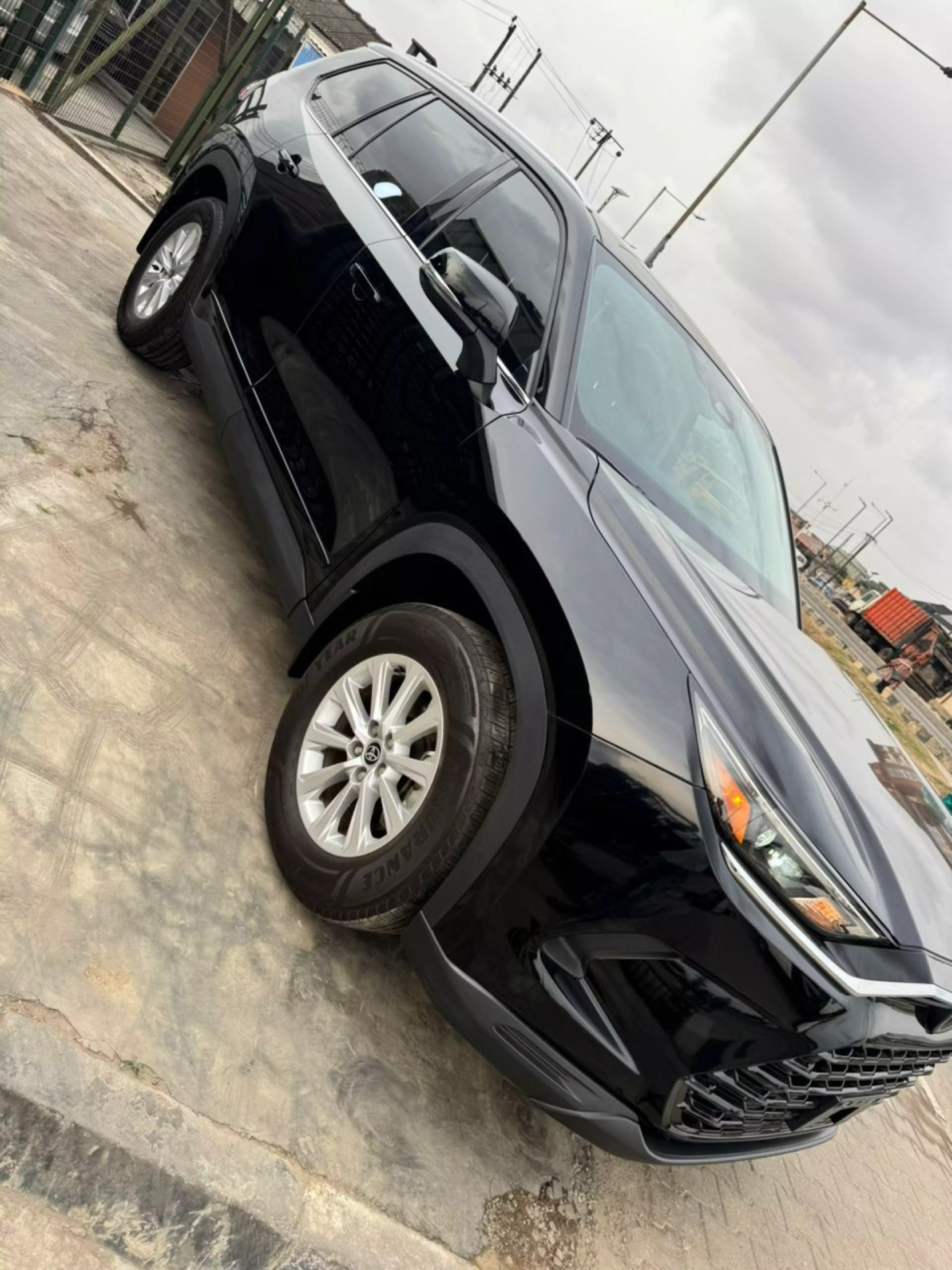 Toyota Highlander   - 2024