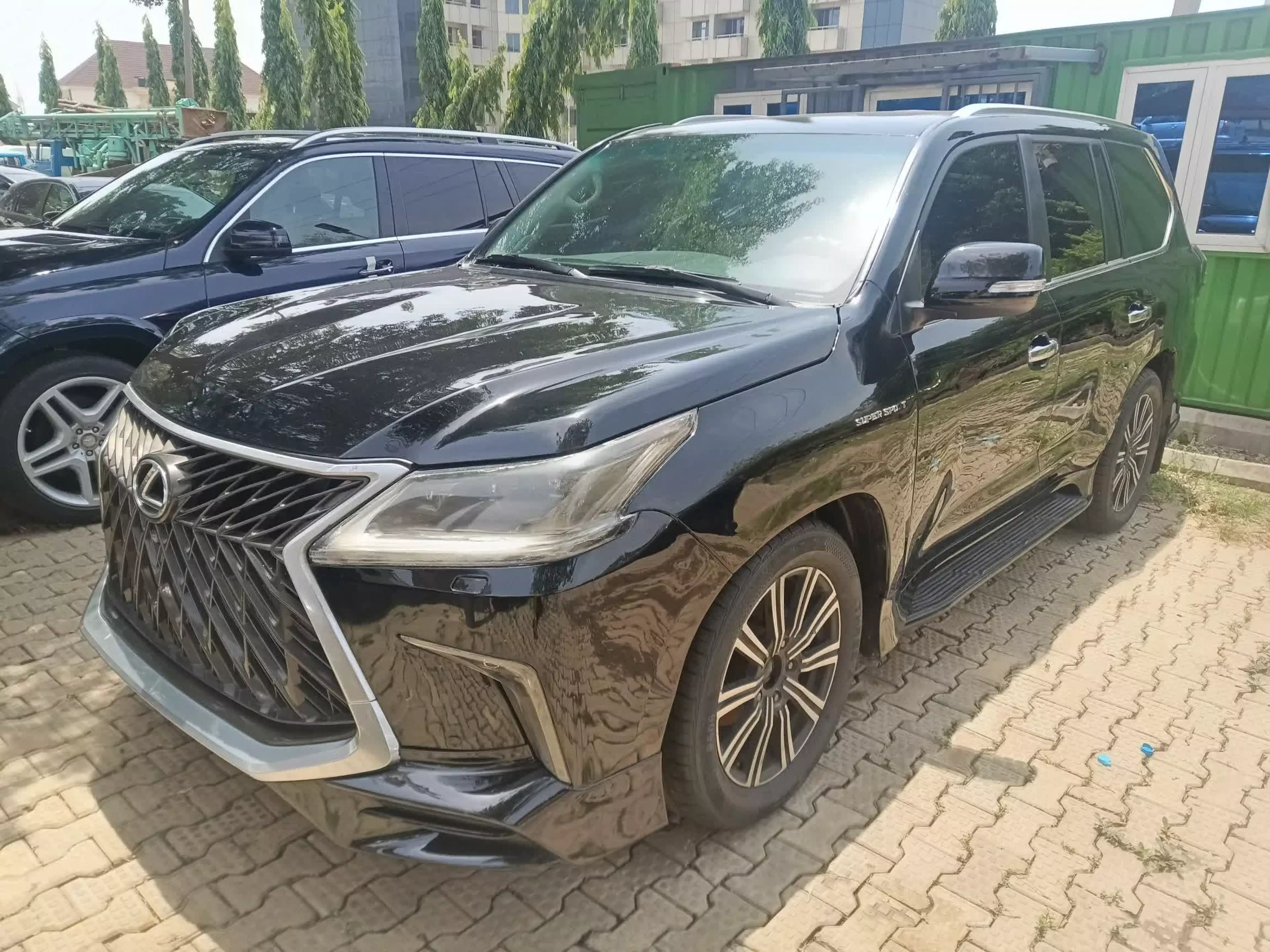 Lexus LX 570 - 2009