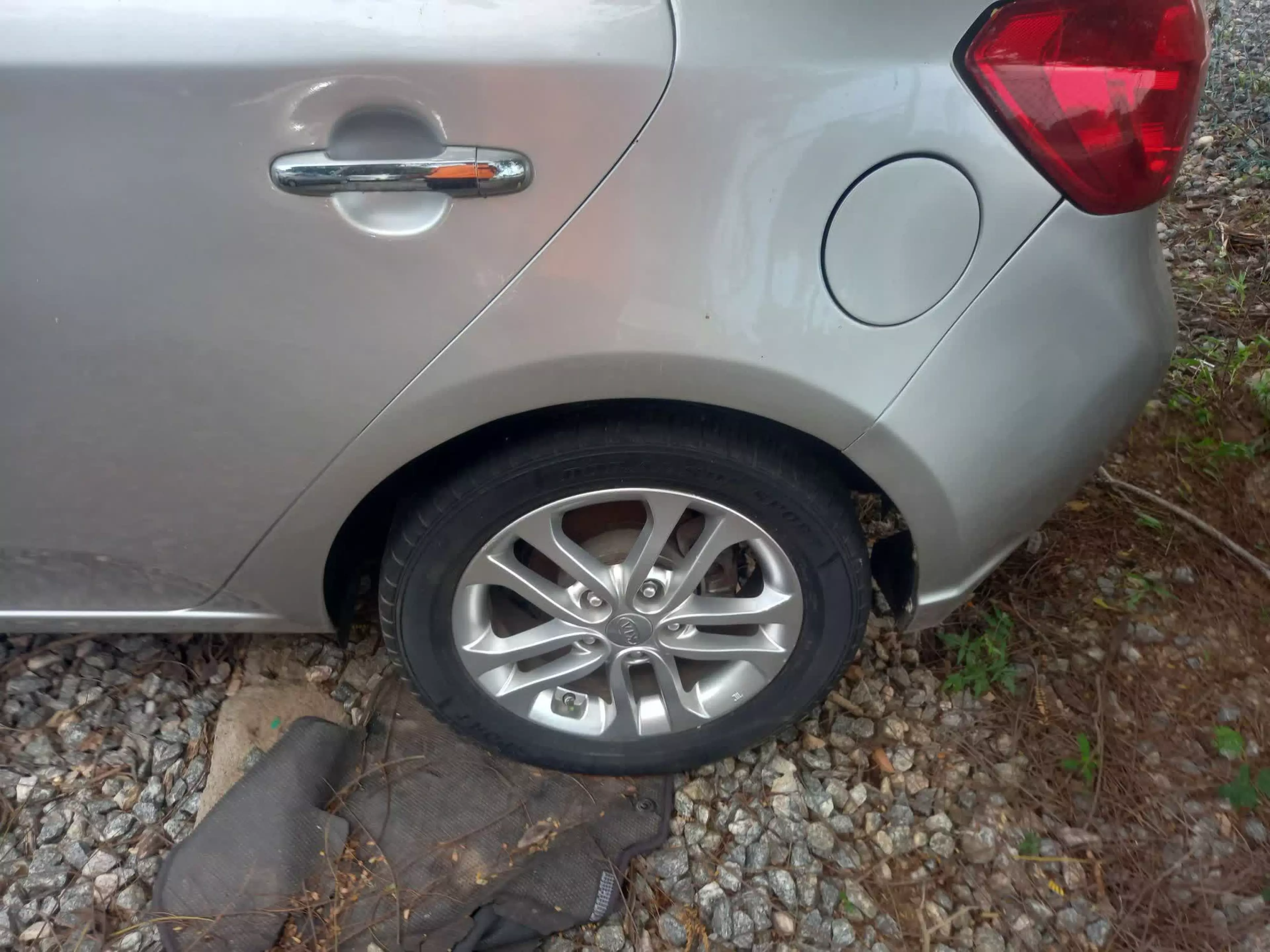 KIA Forte   - 2011