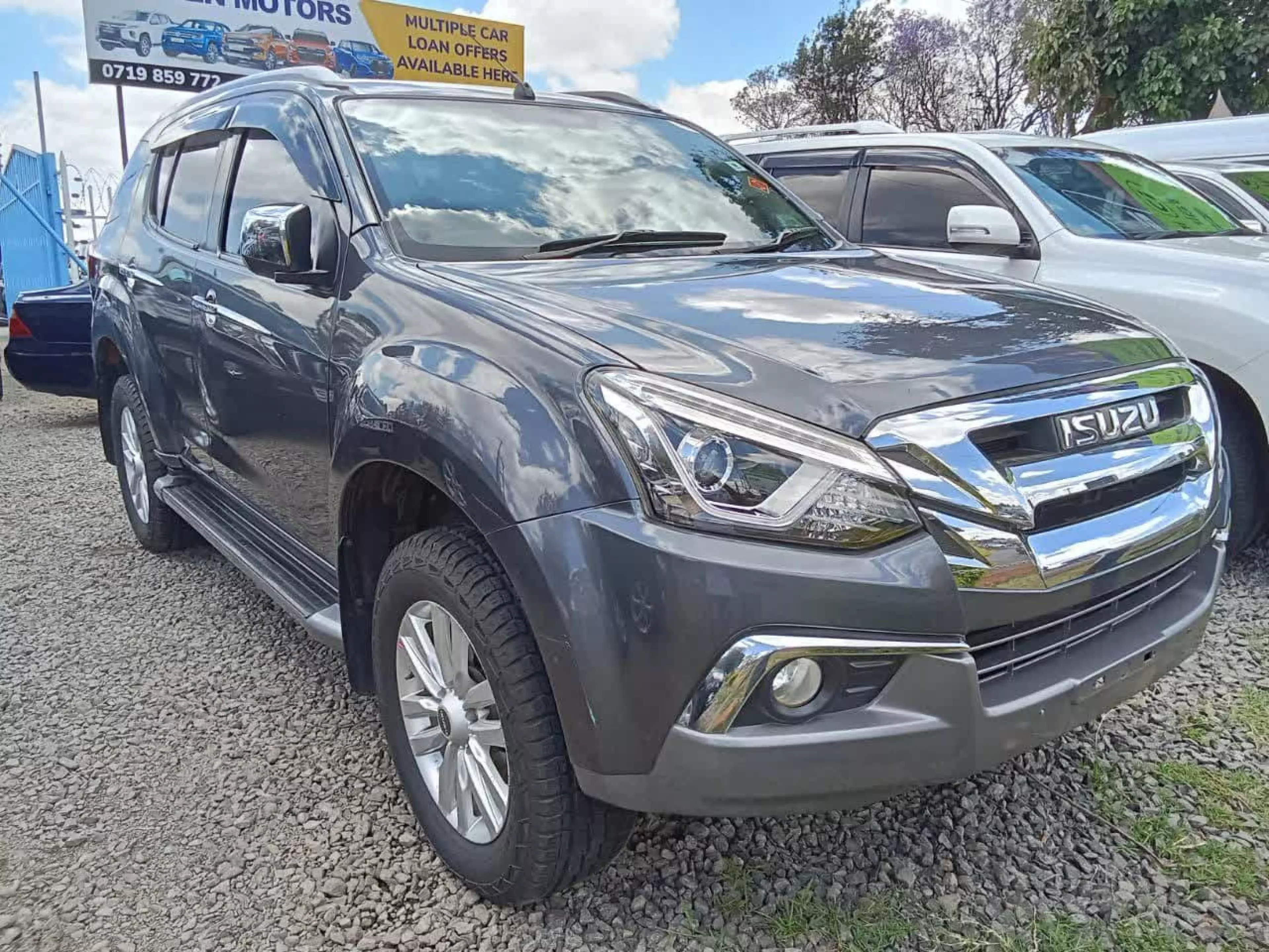 Isuzu MUX - 2018