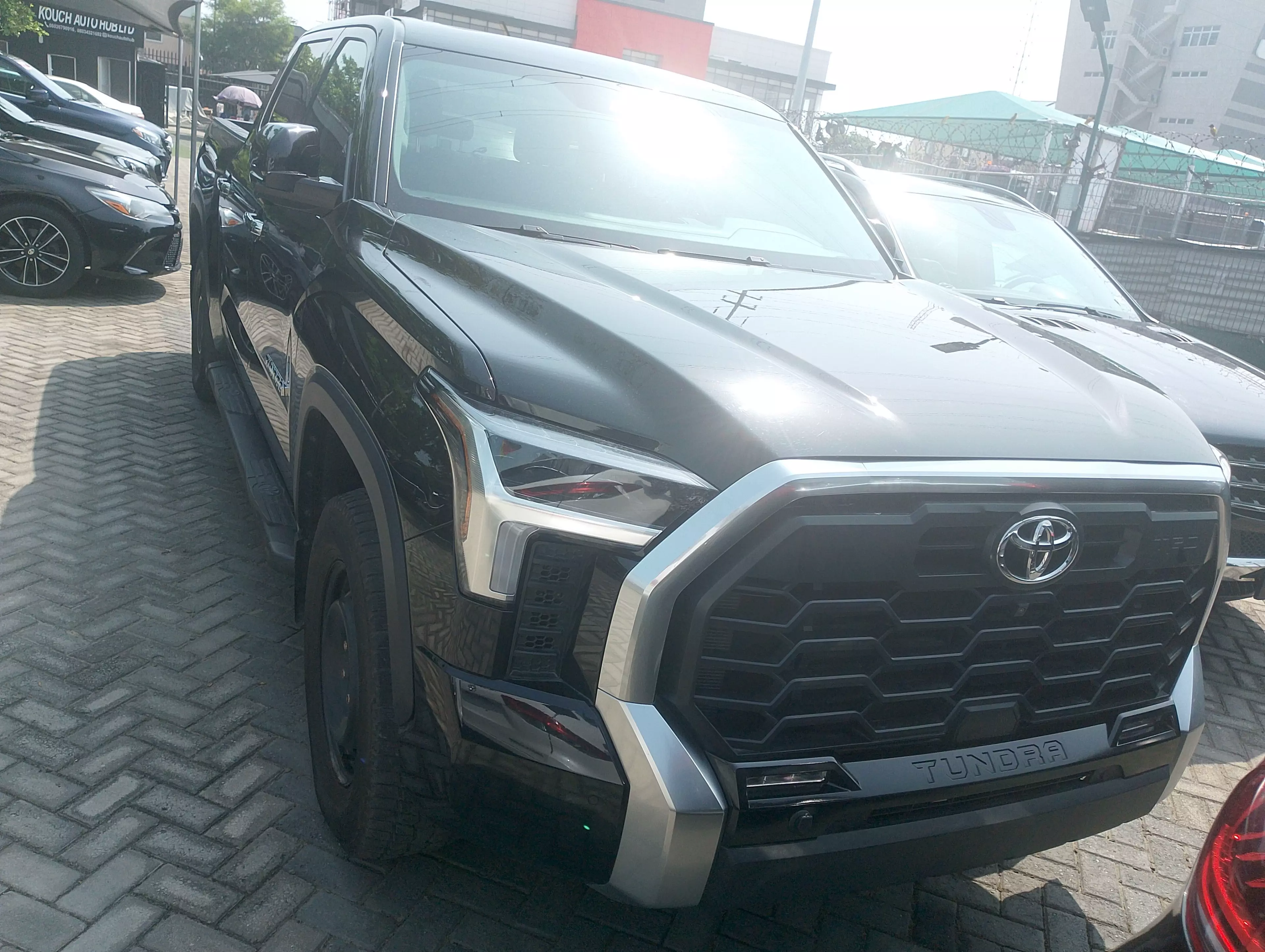 Toyota Tundra - 2023