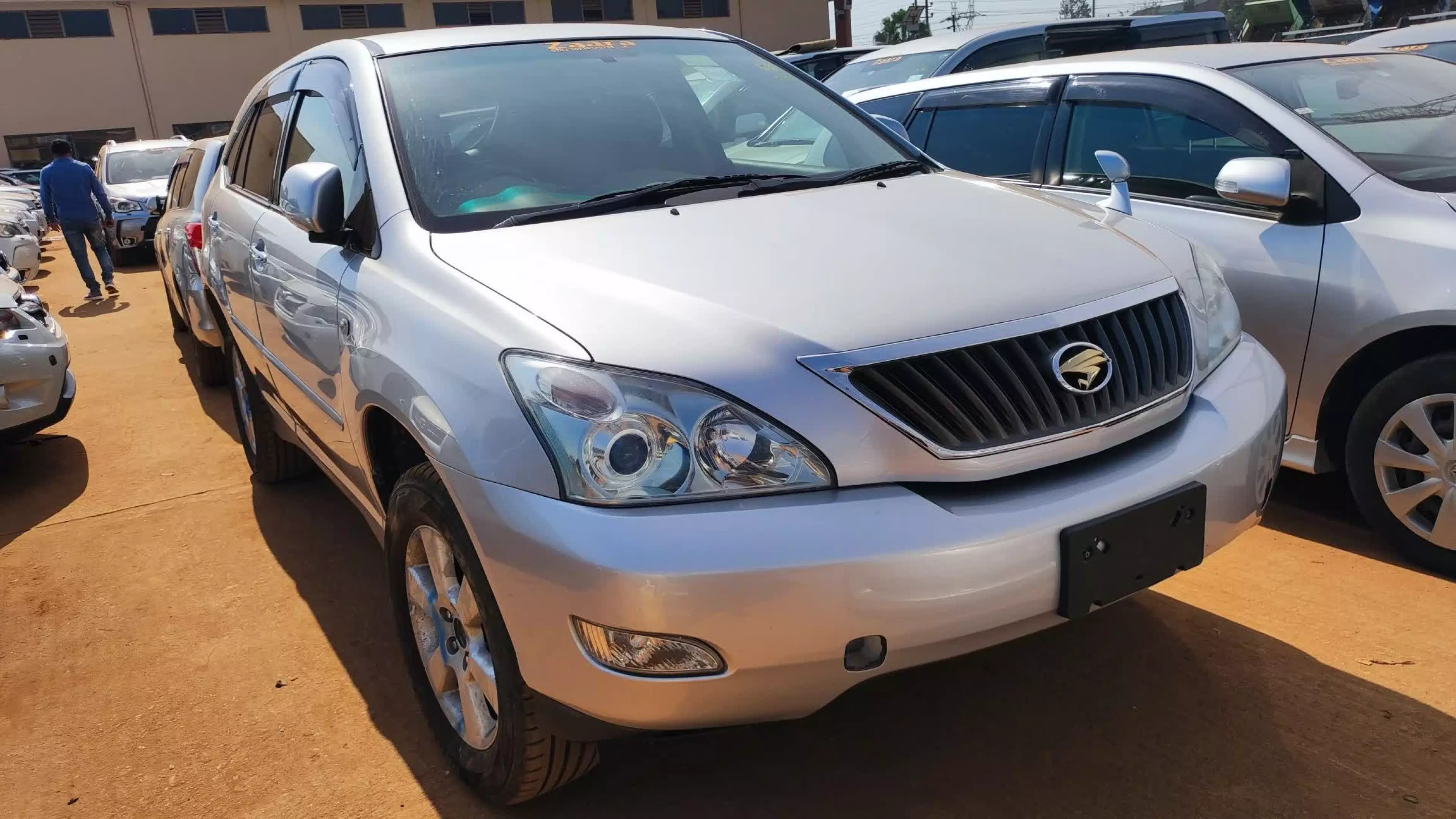 Toyota Harrier - 2010