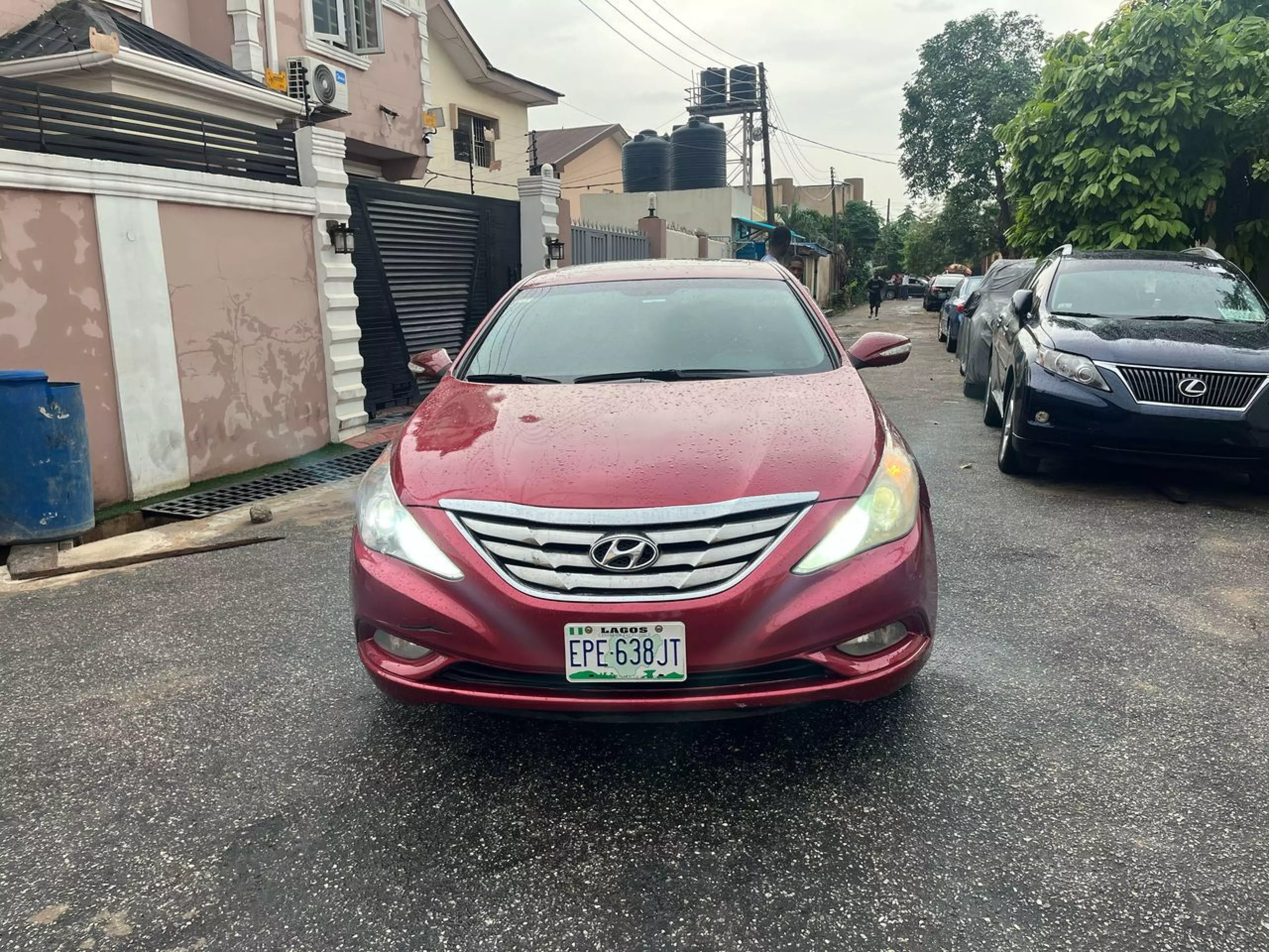Hyundai Sonata - 2011
