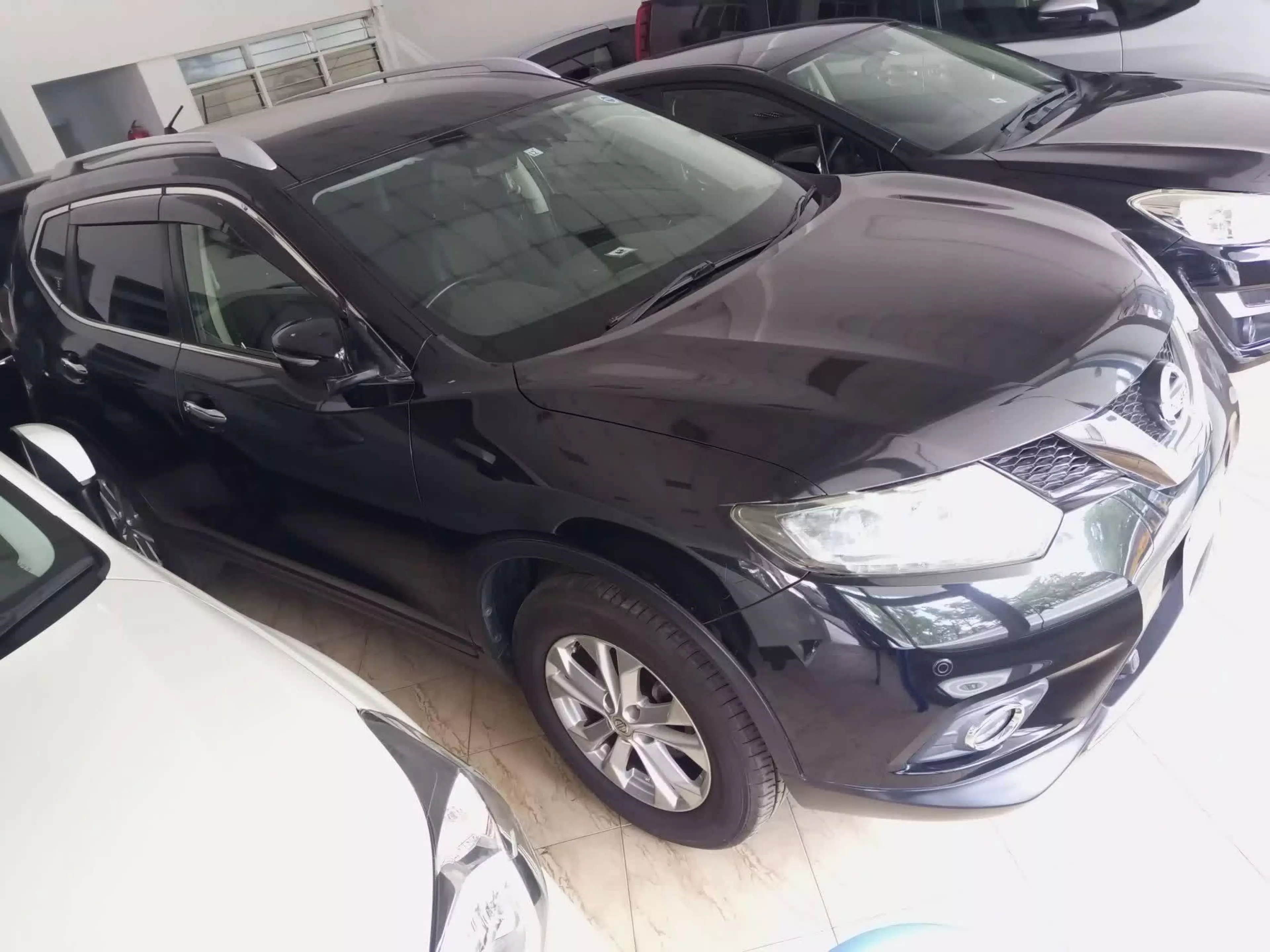 Nissan X-TRAIL - 2015
