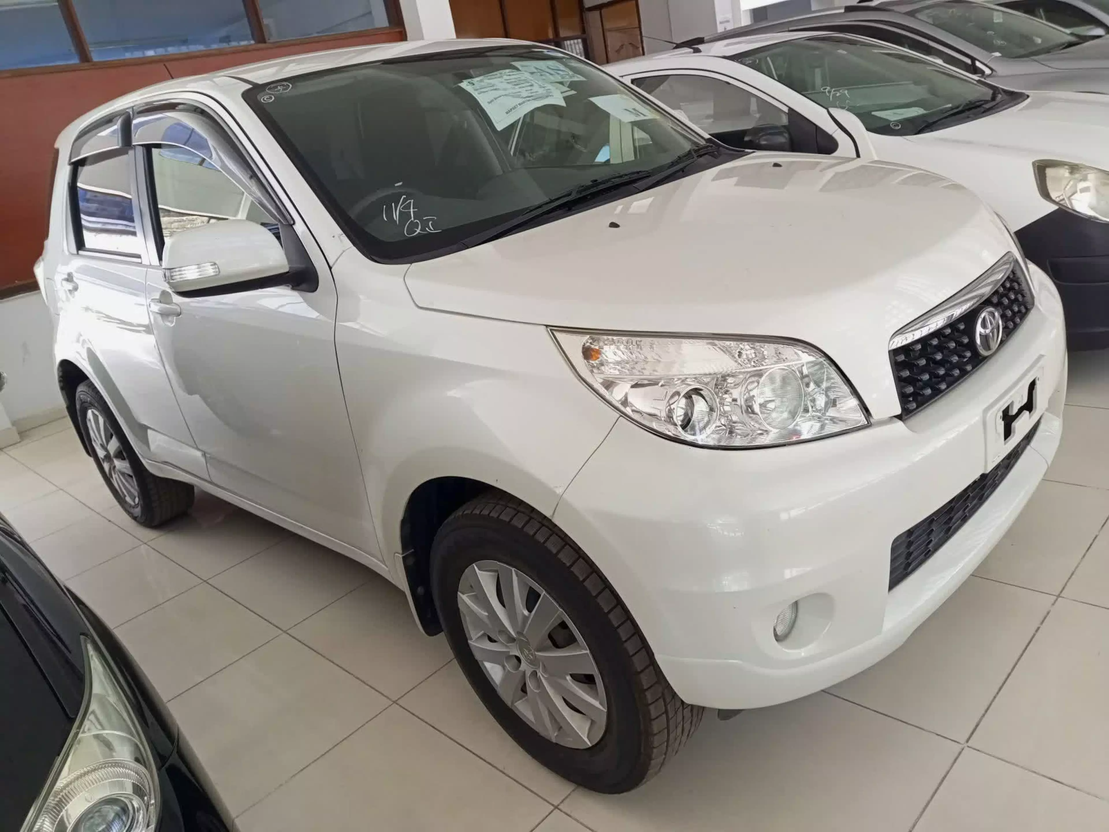 Toyota Rush - 2015