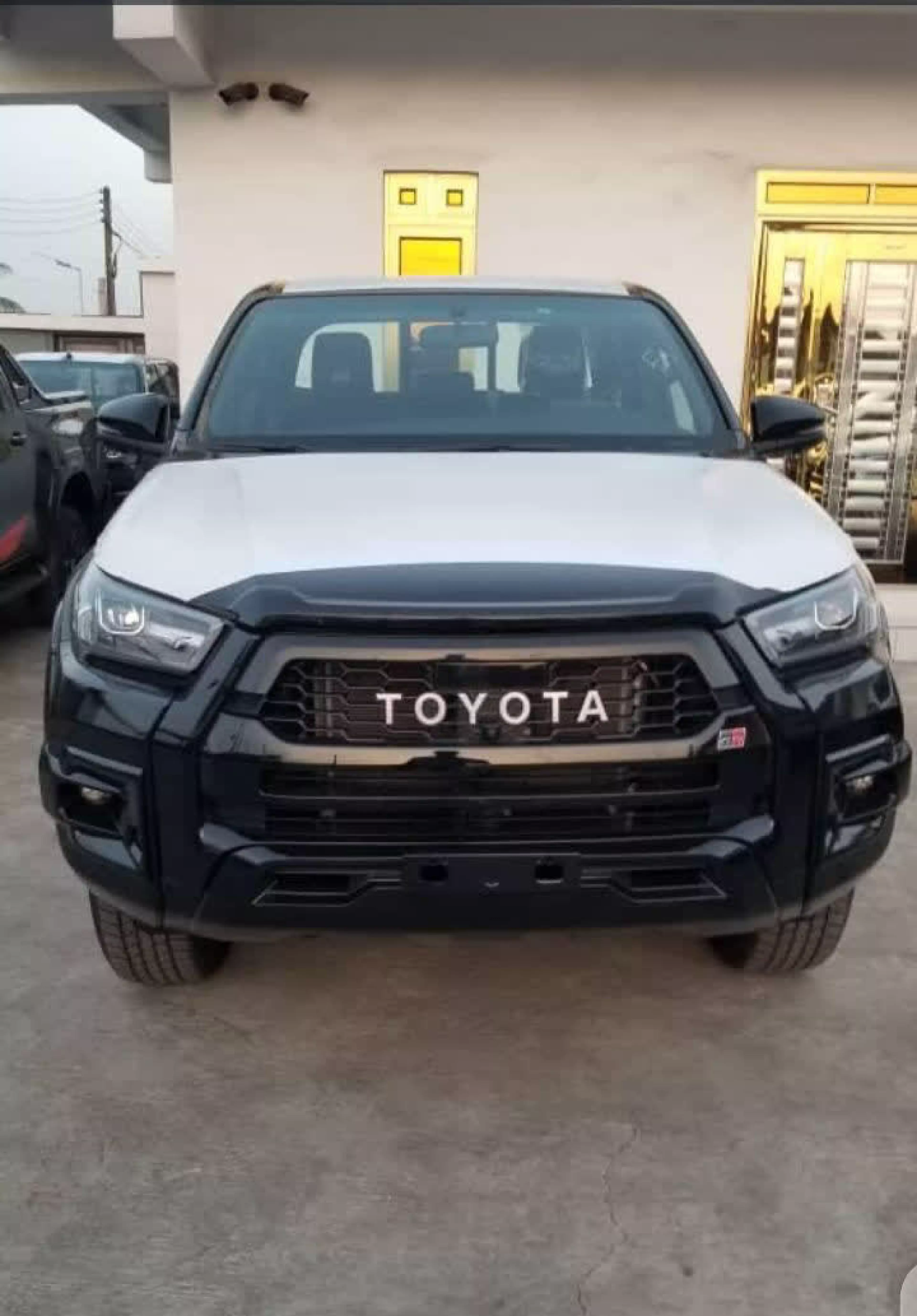 Toyota Hilux - 2023