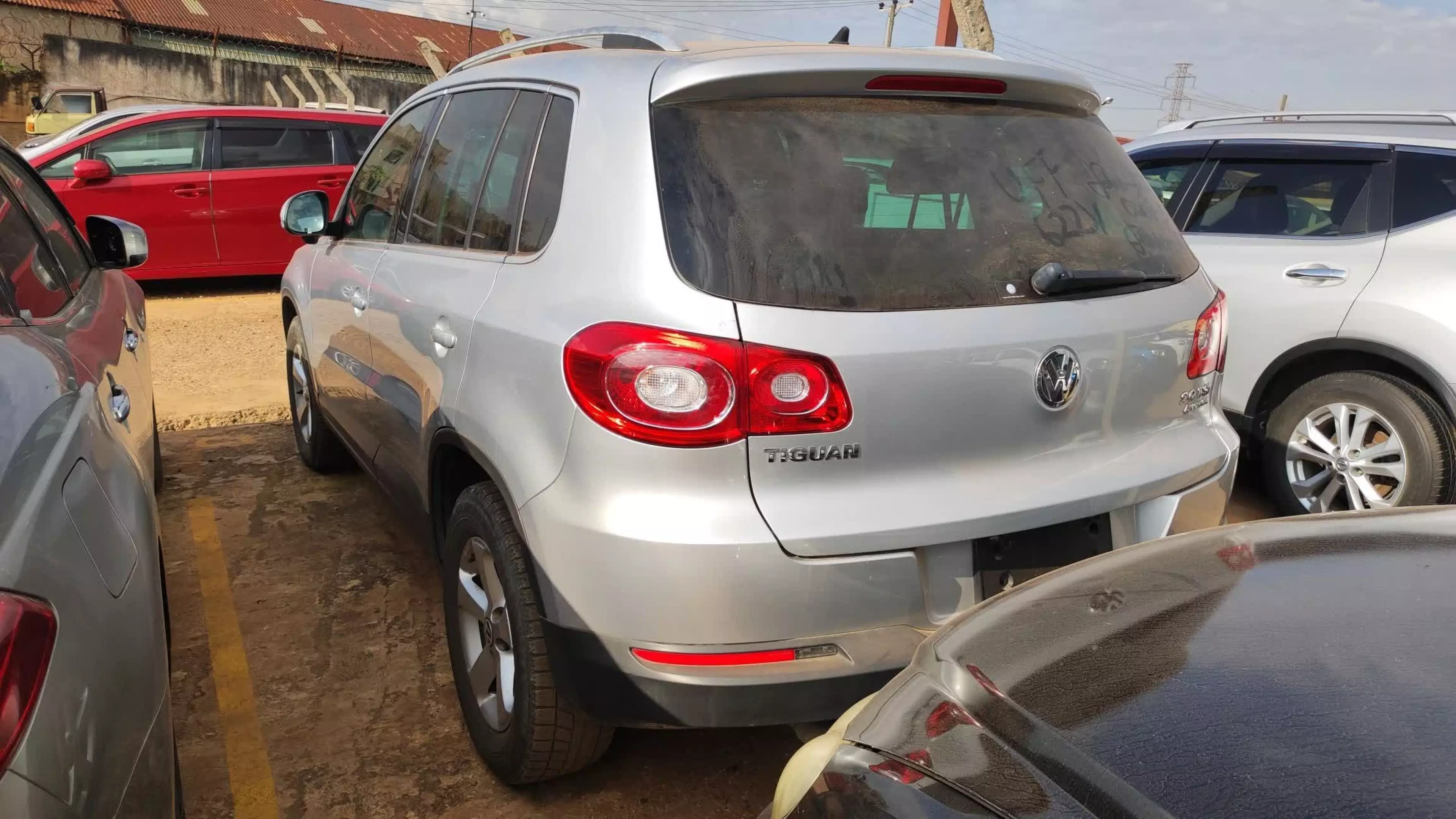 Volkswagen Tiguan - 2009