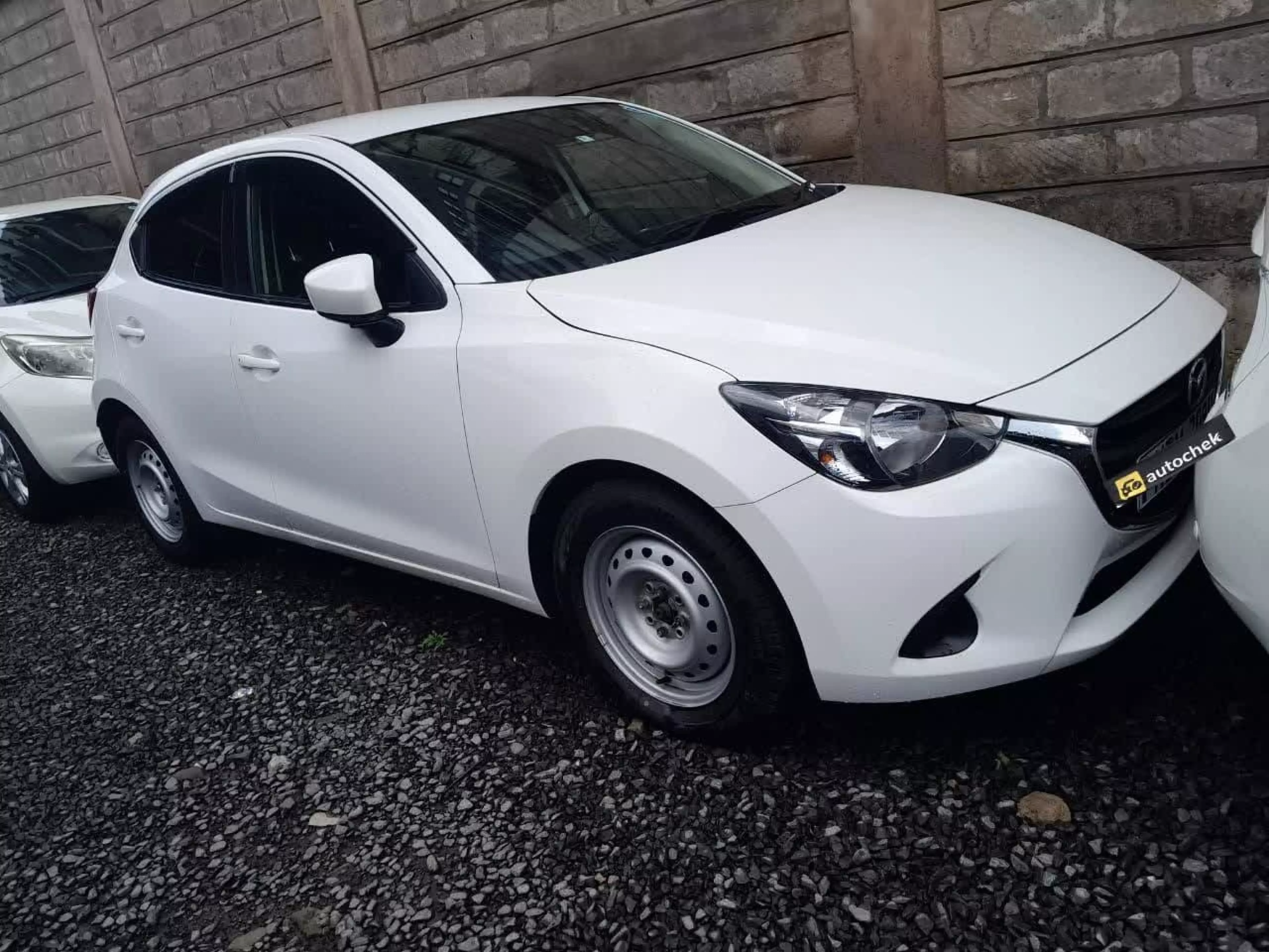 Mazda Demio  - 2015