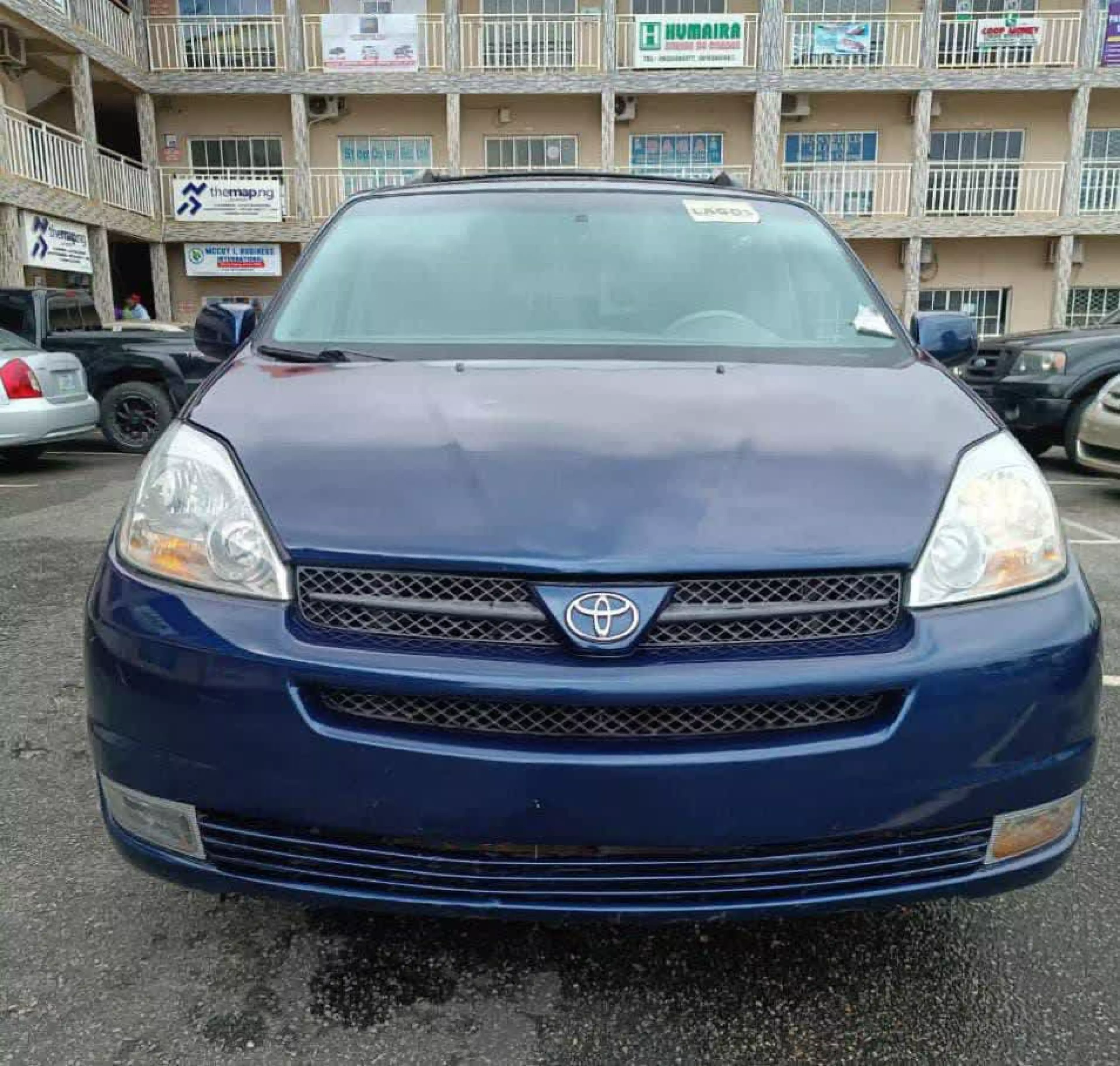 Toyota Sienna - 2004