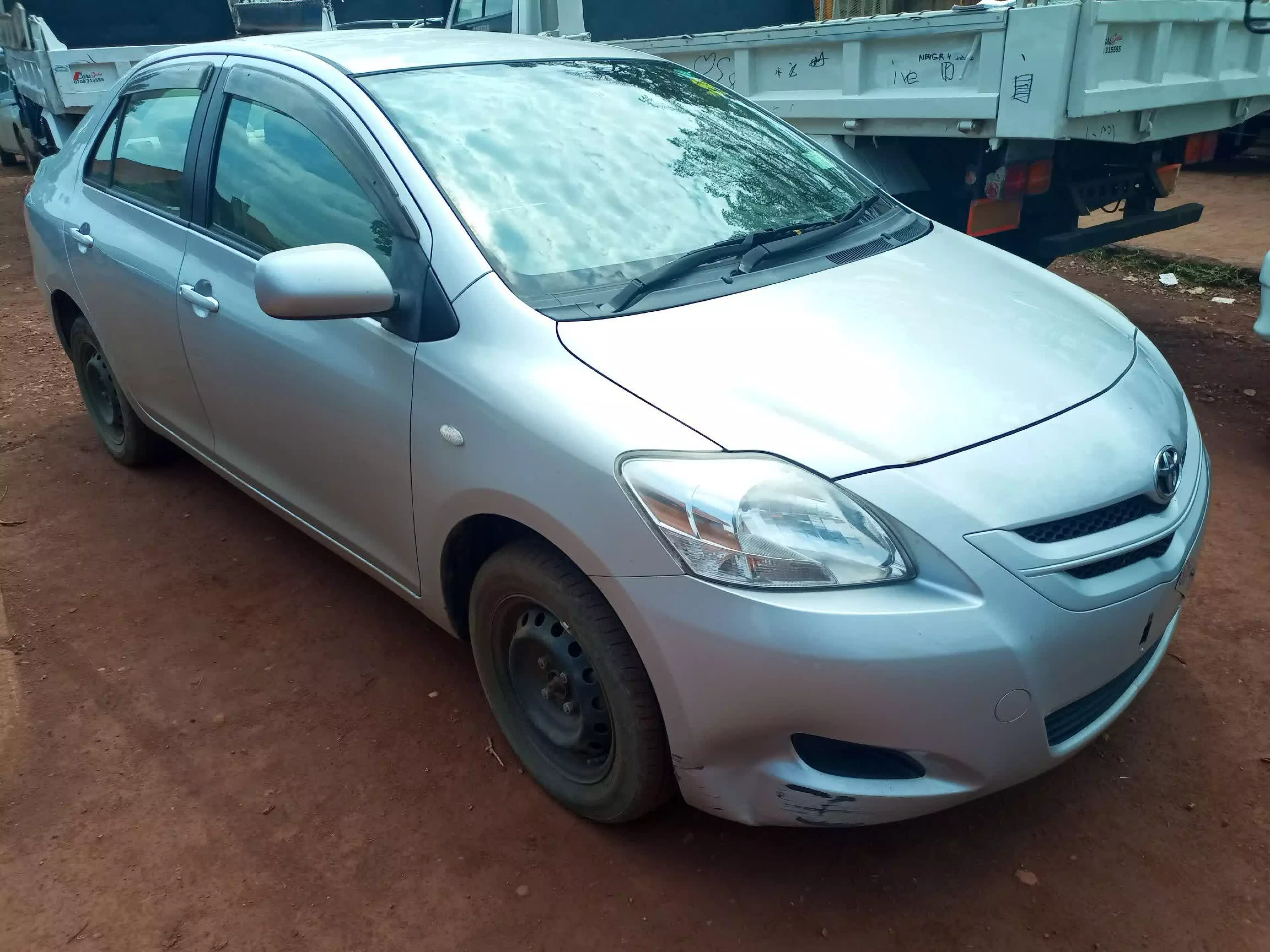 Toyota Belta - 2009