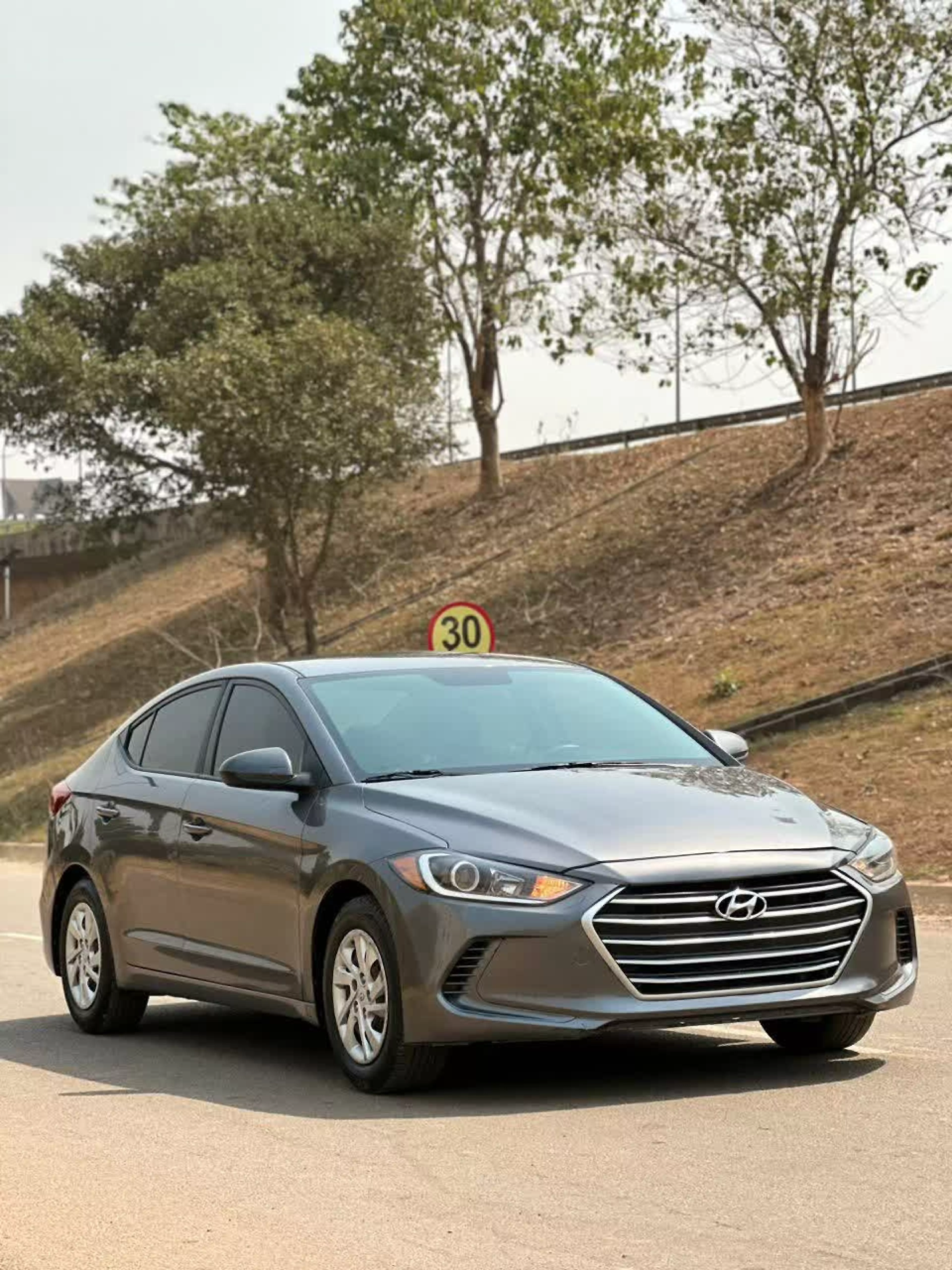 Hyundai Elantra - 2018