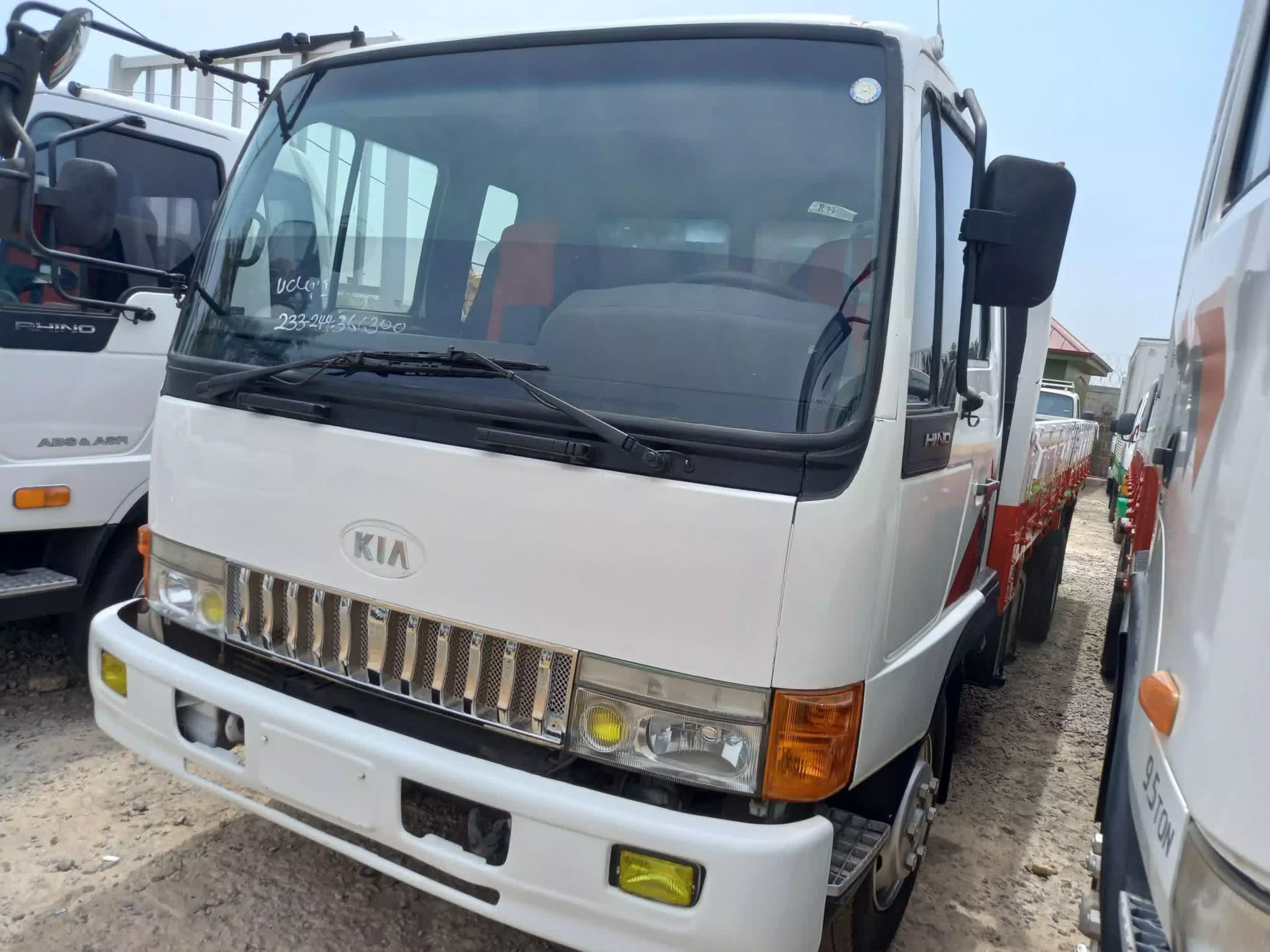 KIA Rhino - 2004