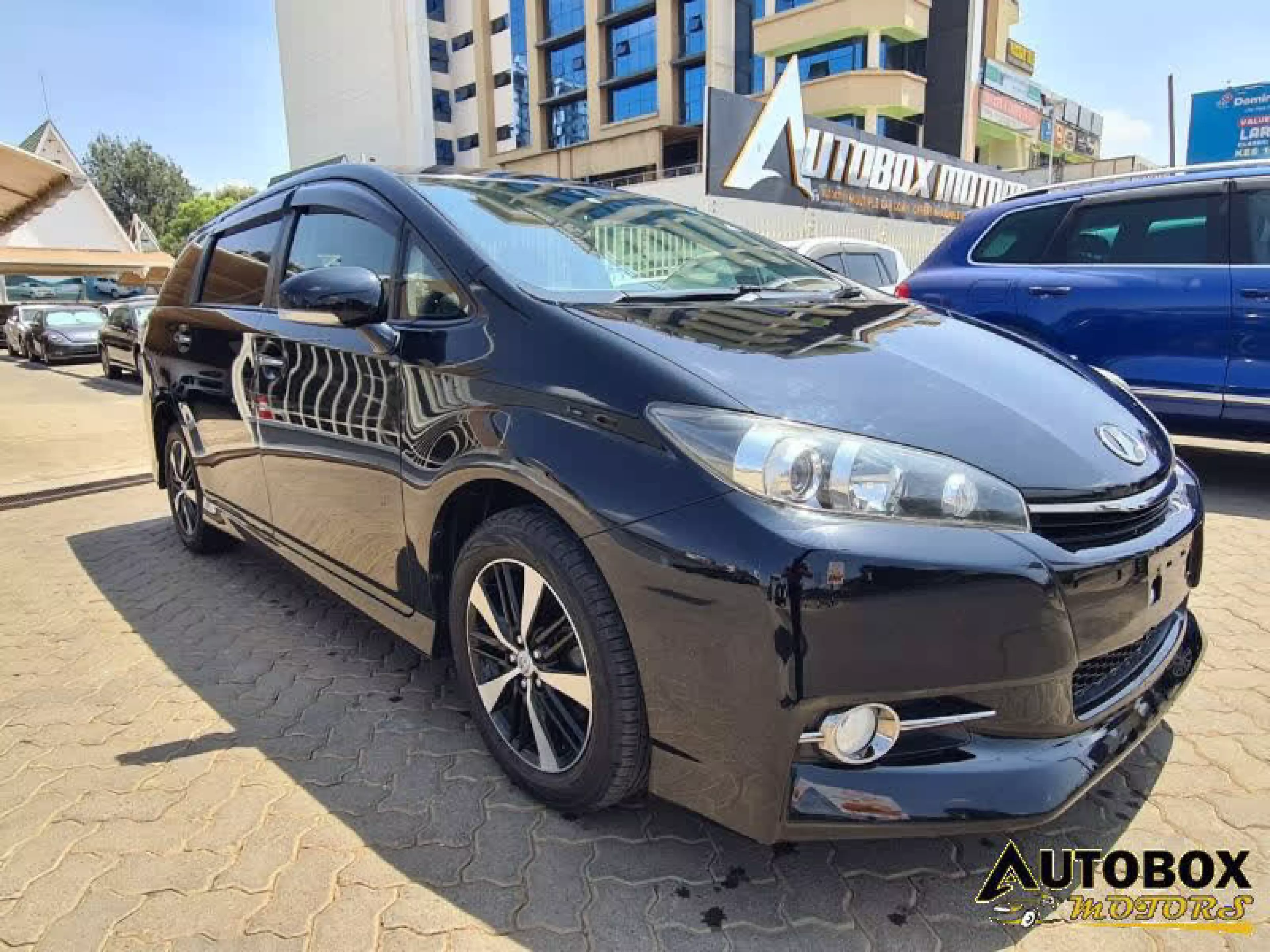 Toyota Wish - 2015