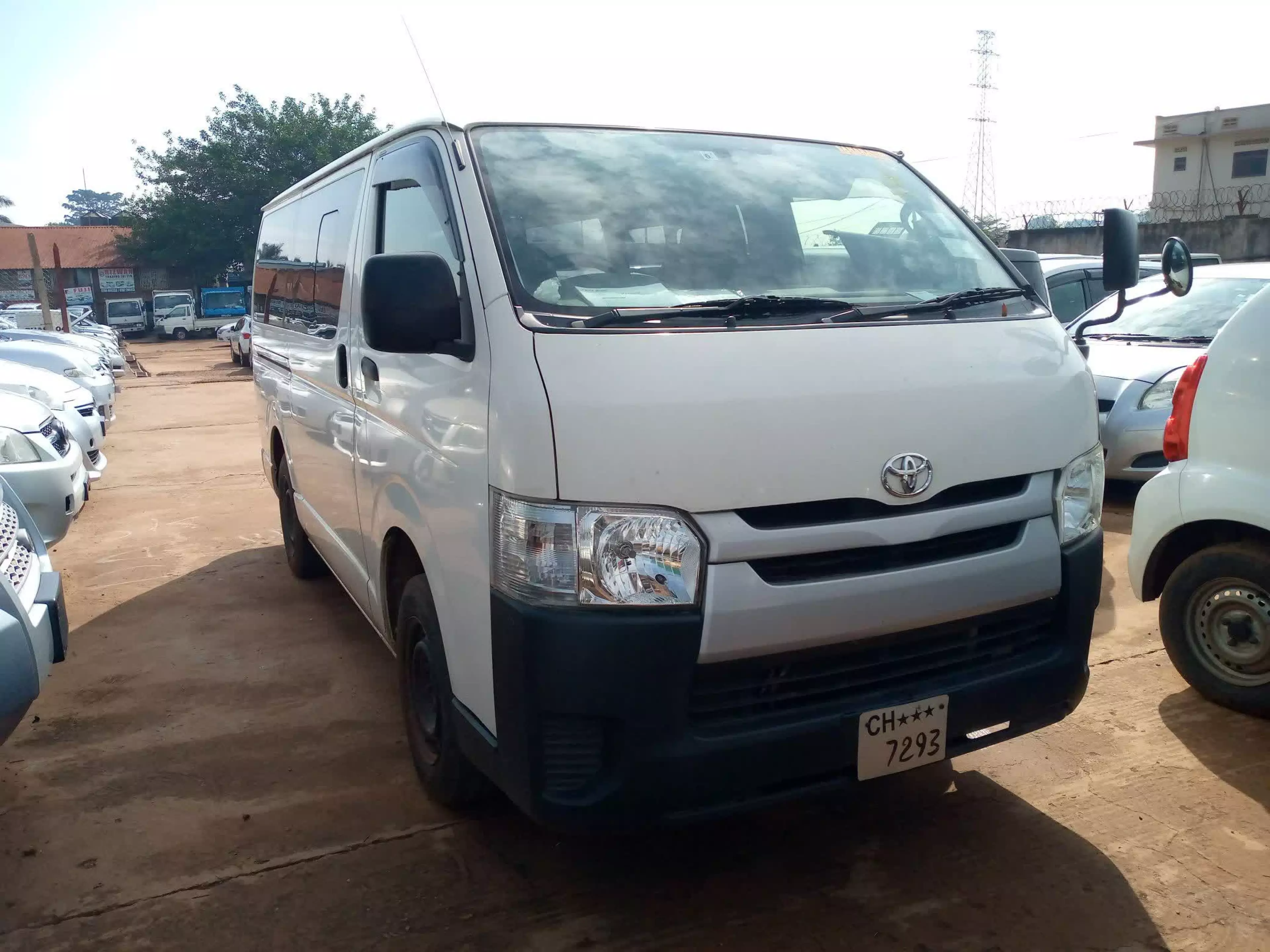 Toyota Hiace - 2010