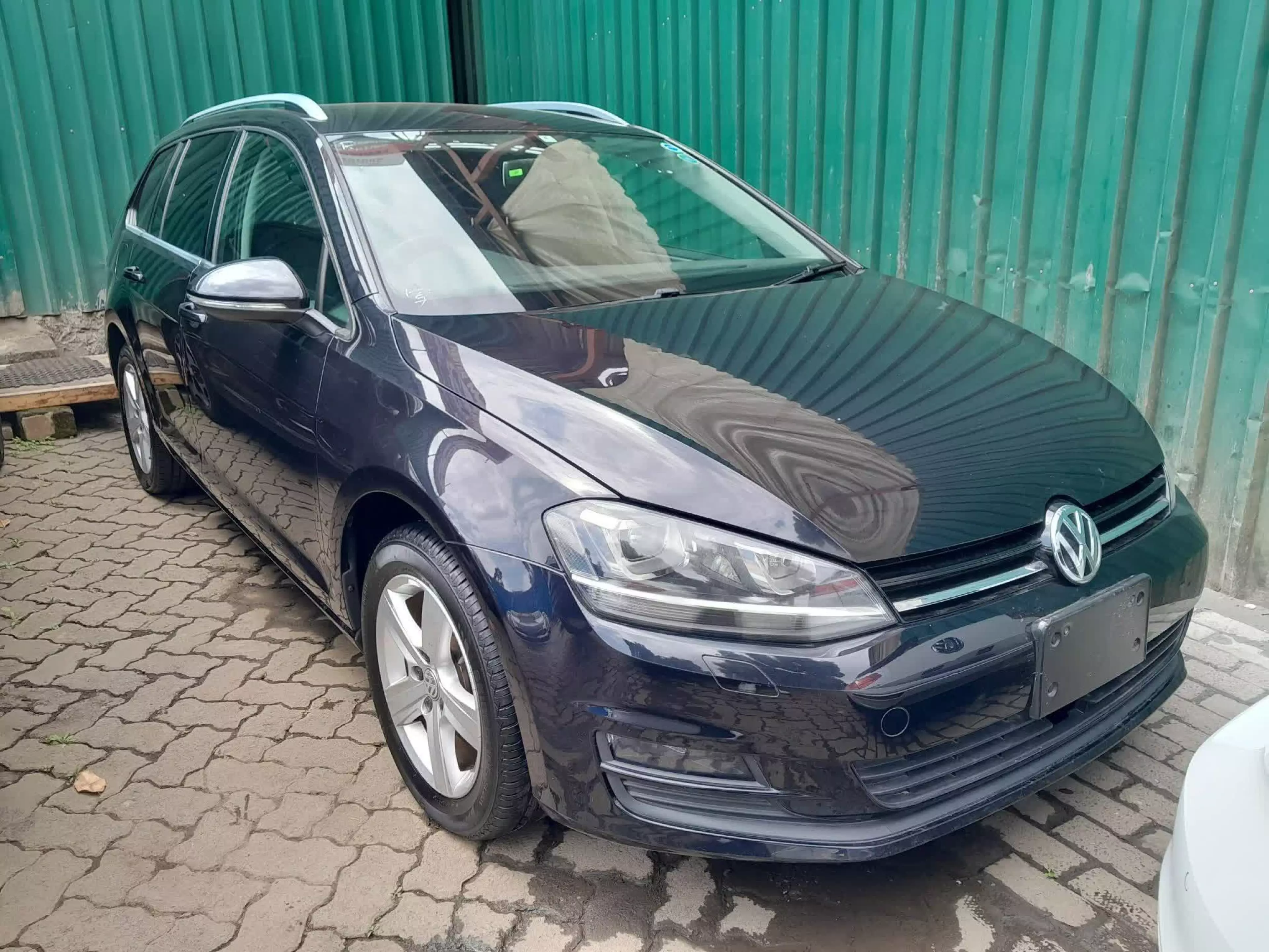 Volkswagen Golf - 2016