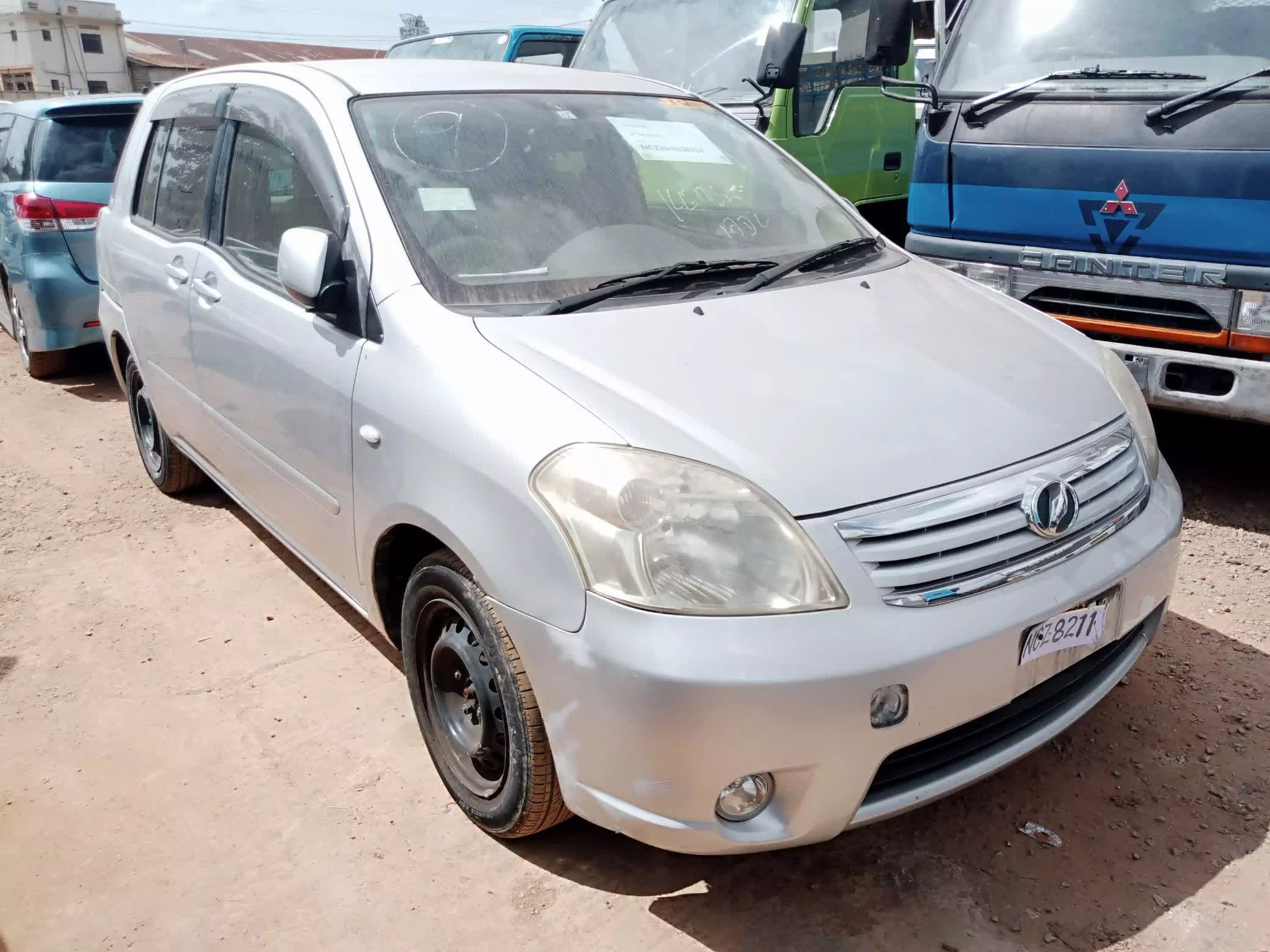 Toyota Raum  - 2009