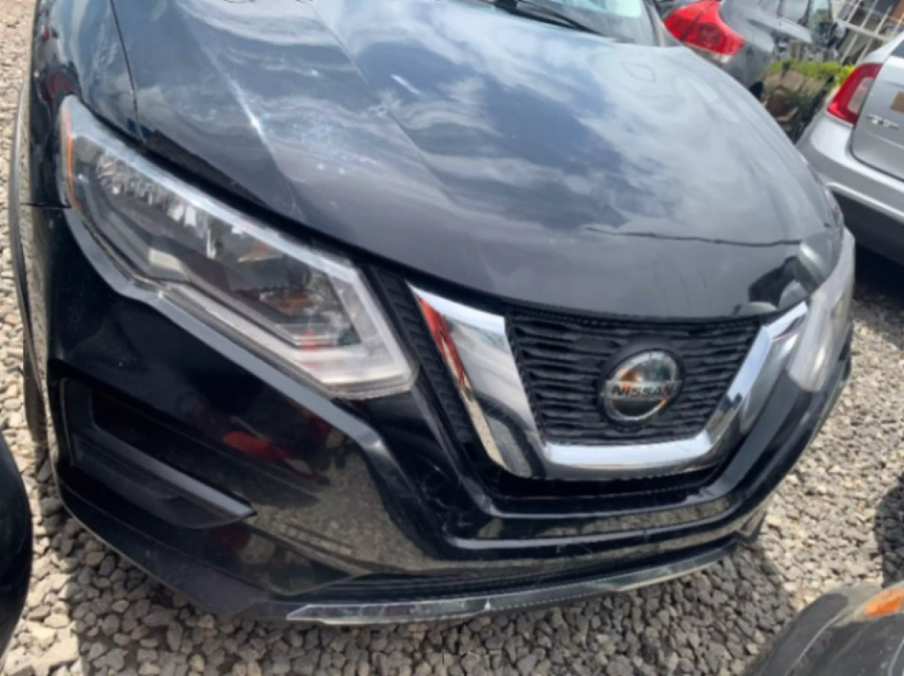 Nissan Rogue - 2018