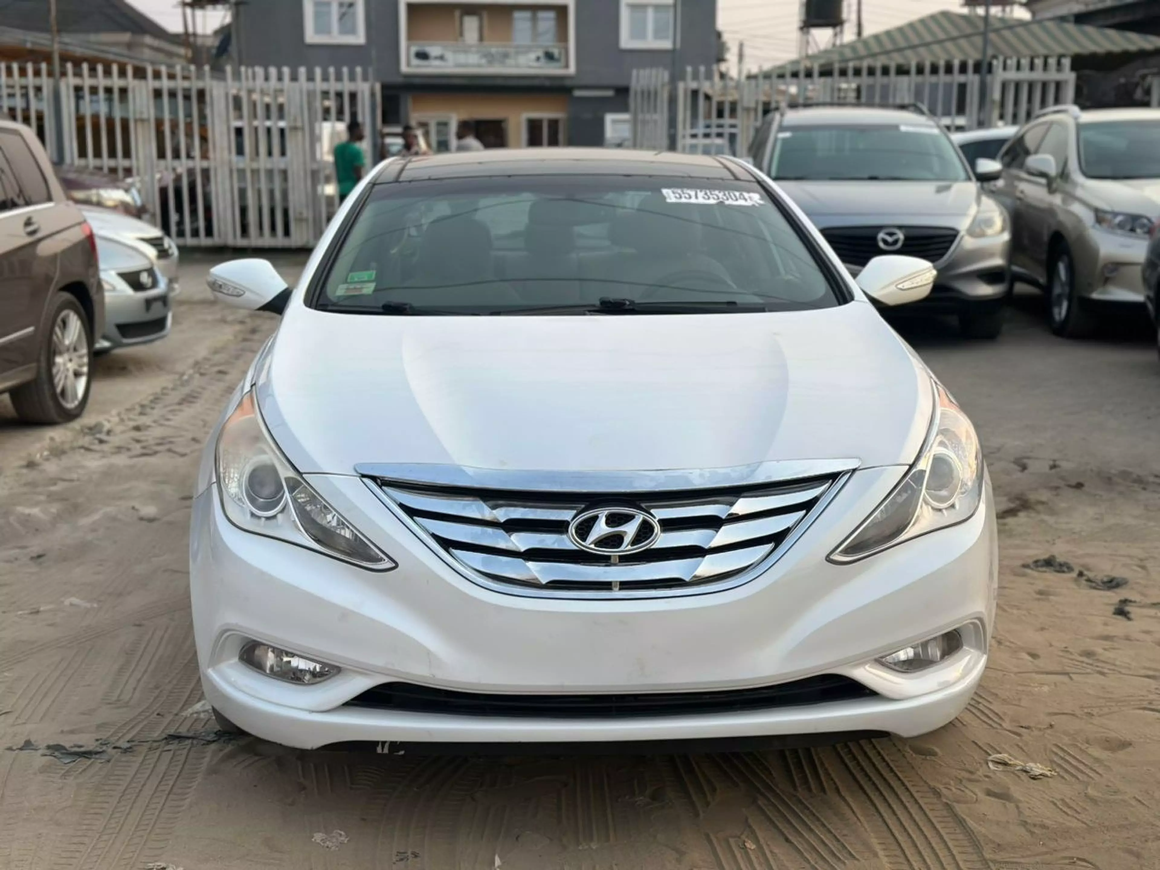 Hyundai Sonata - 2012